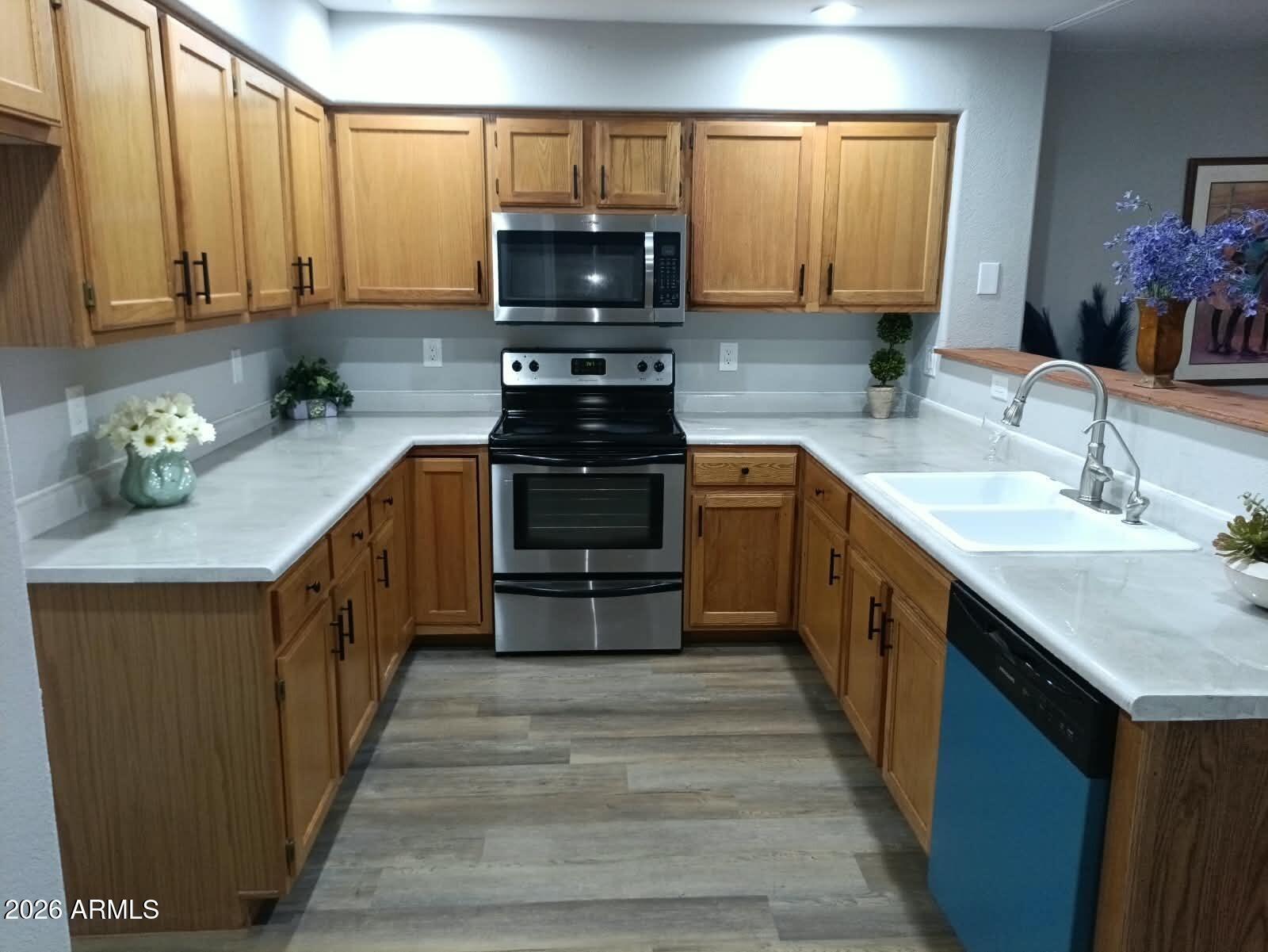 W Alice Ave, Glendale, AZ 85302