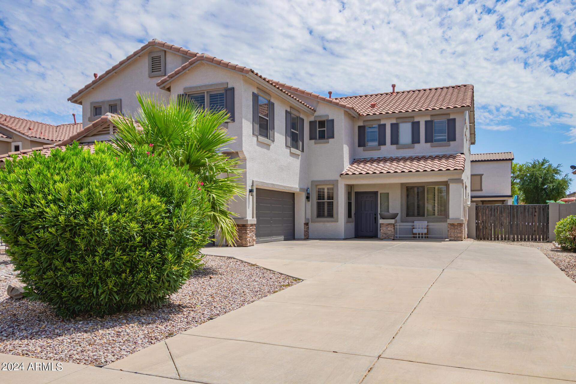 W Dexter Way, San Tan Valley, AZ 85143