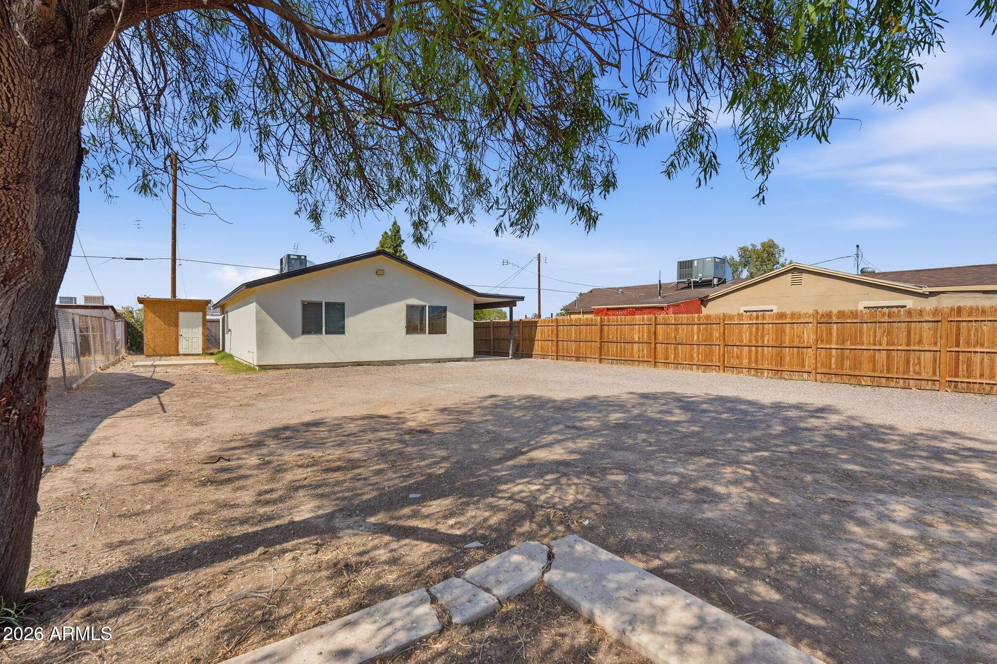 W Latham St, Phoenix, AZ 85009