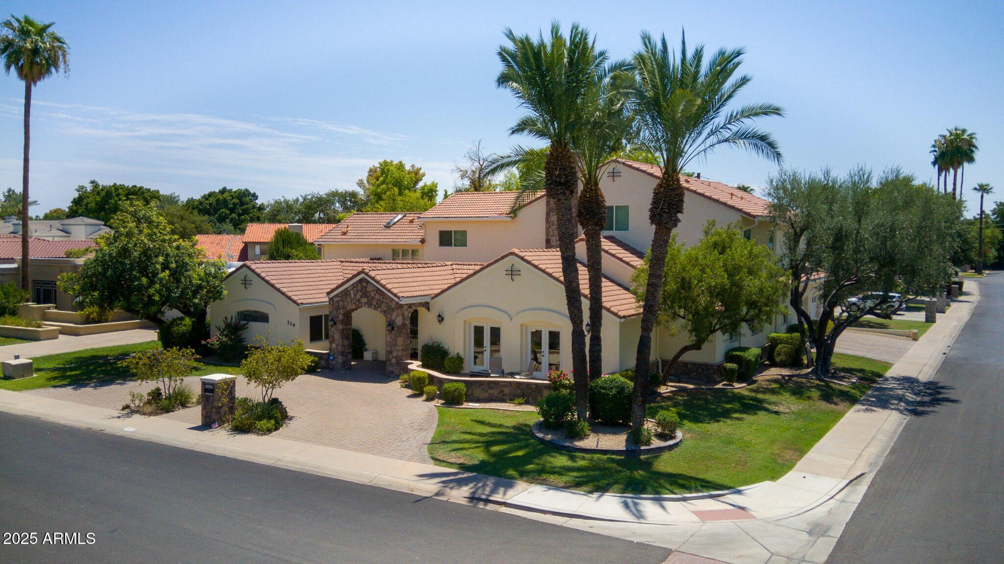 W Vista Ave, Phoenix, AZ 85021