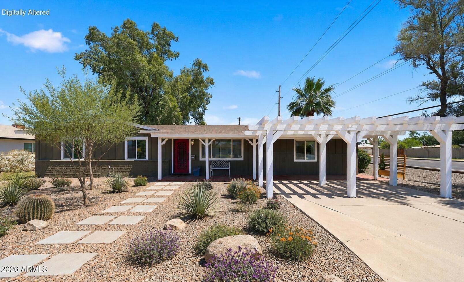 W Berridge Ln, Phoenix, AZ 85015