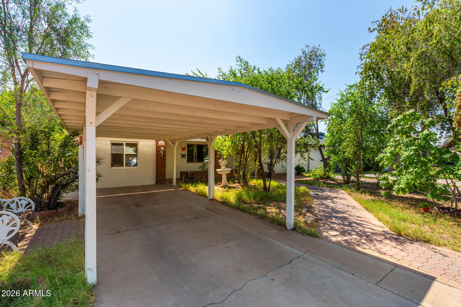 N 33rd Pl, Phoenix, AZ 85008