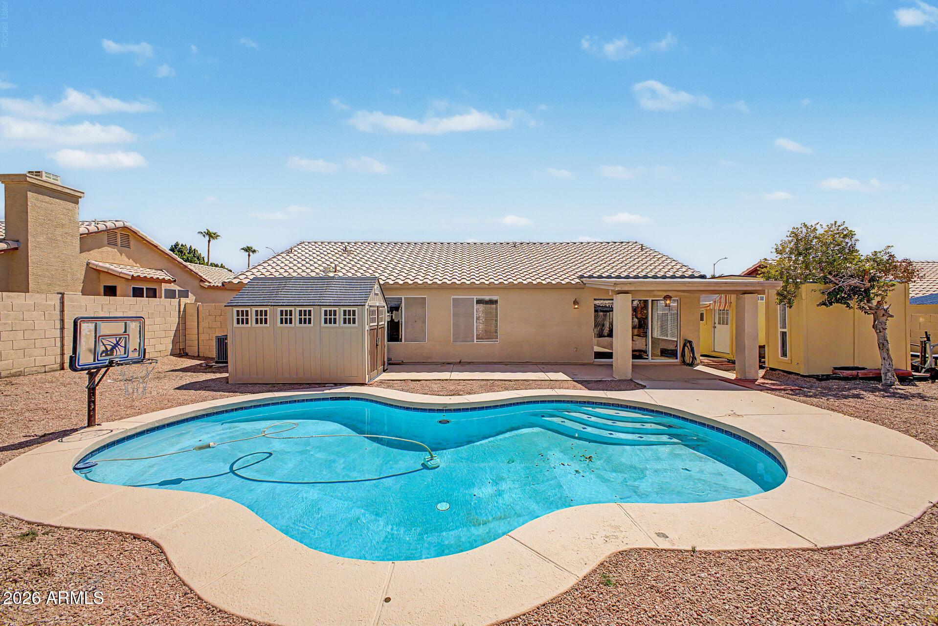 E Portia St, Mesa, AZ 85215