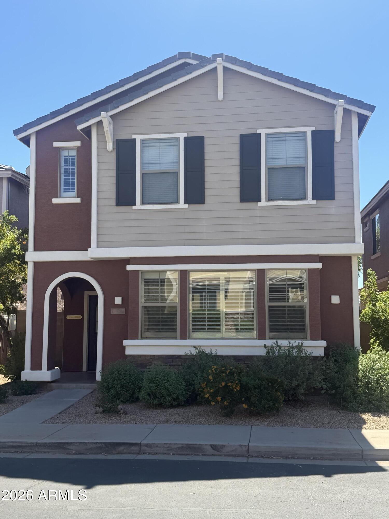 E Kerry Ln, Phoenix, AZ 85050