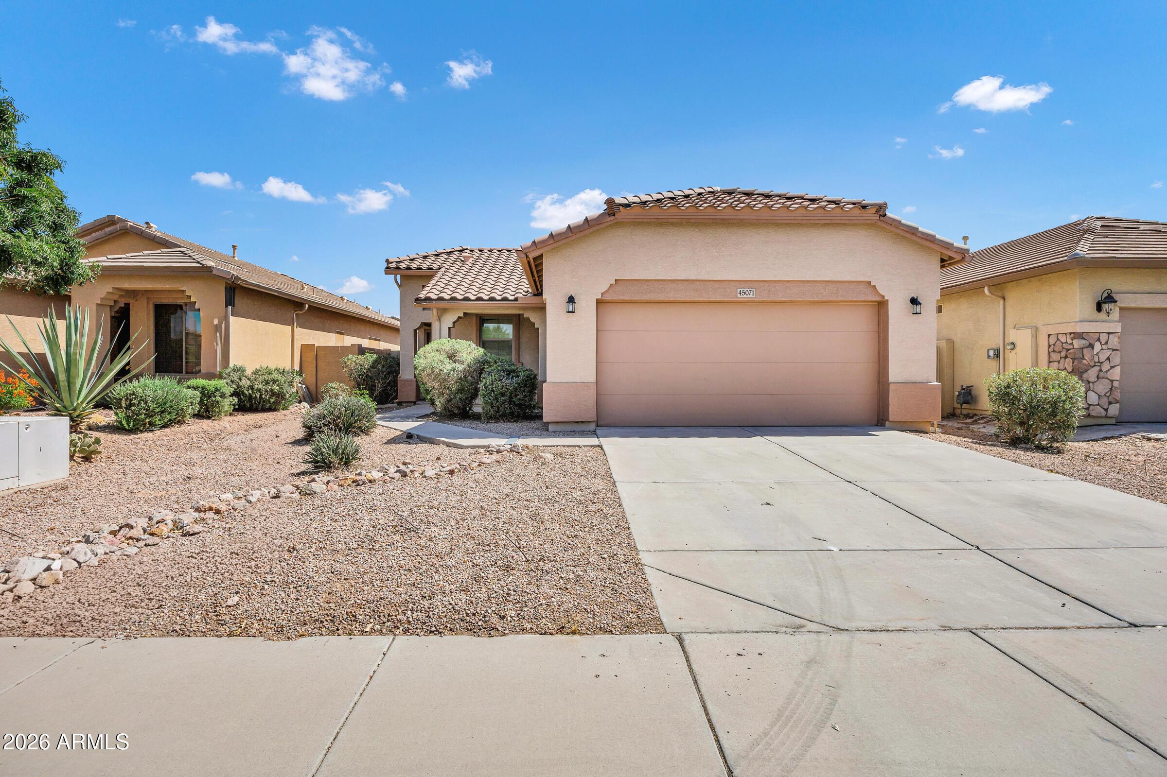 W Yucca Ln, Maricopa, AZ 85139
