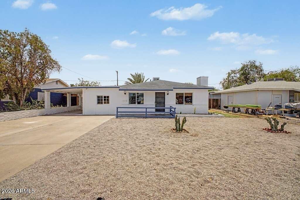 W Cavalier Dr, Phoenix, AZ 85017