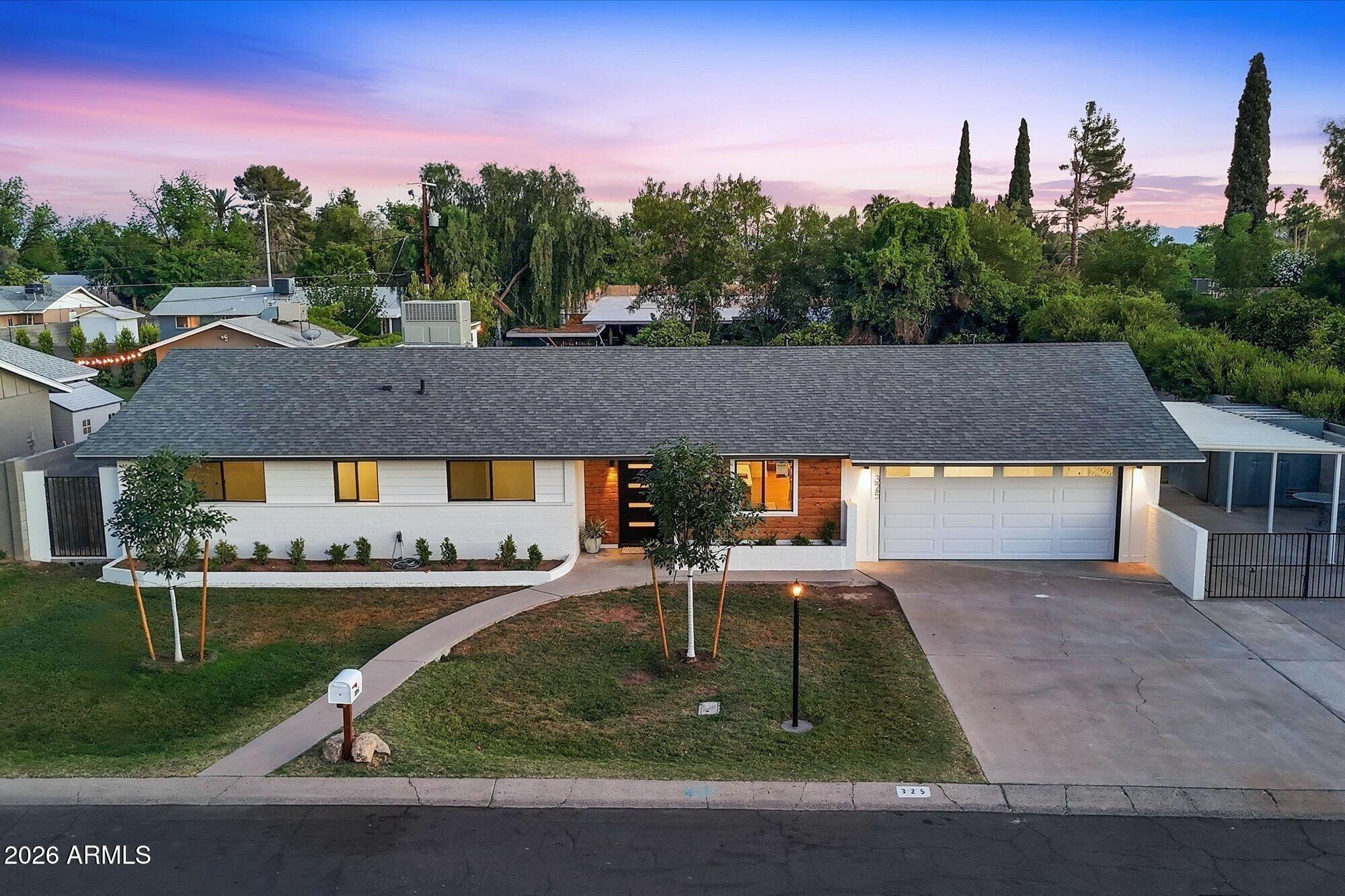 W Loma Ln, Phoenix, AZ 85021