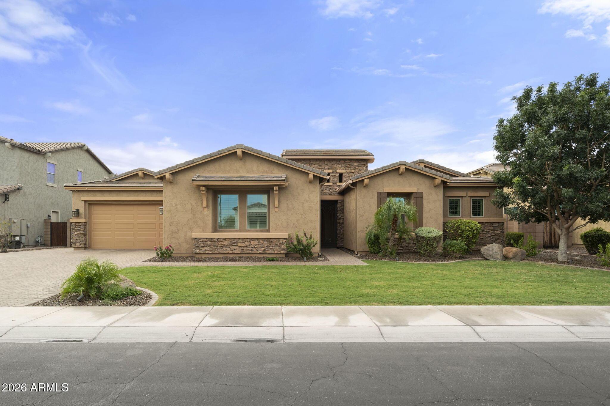 E Strawberry Dr, Gilbert, AZ 85298