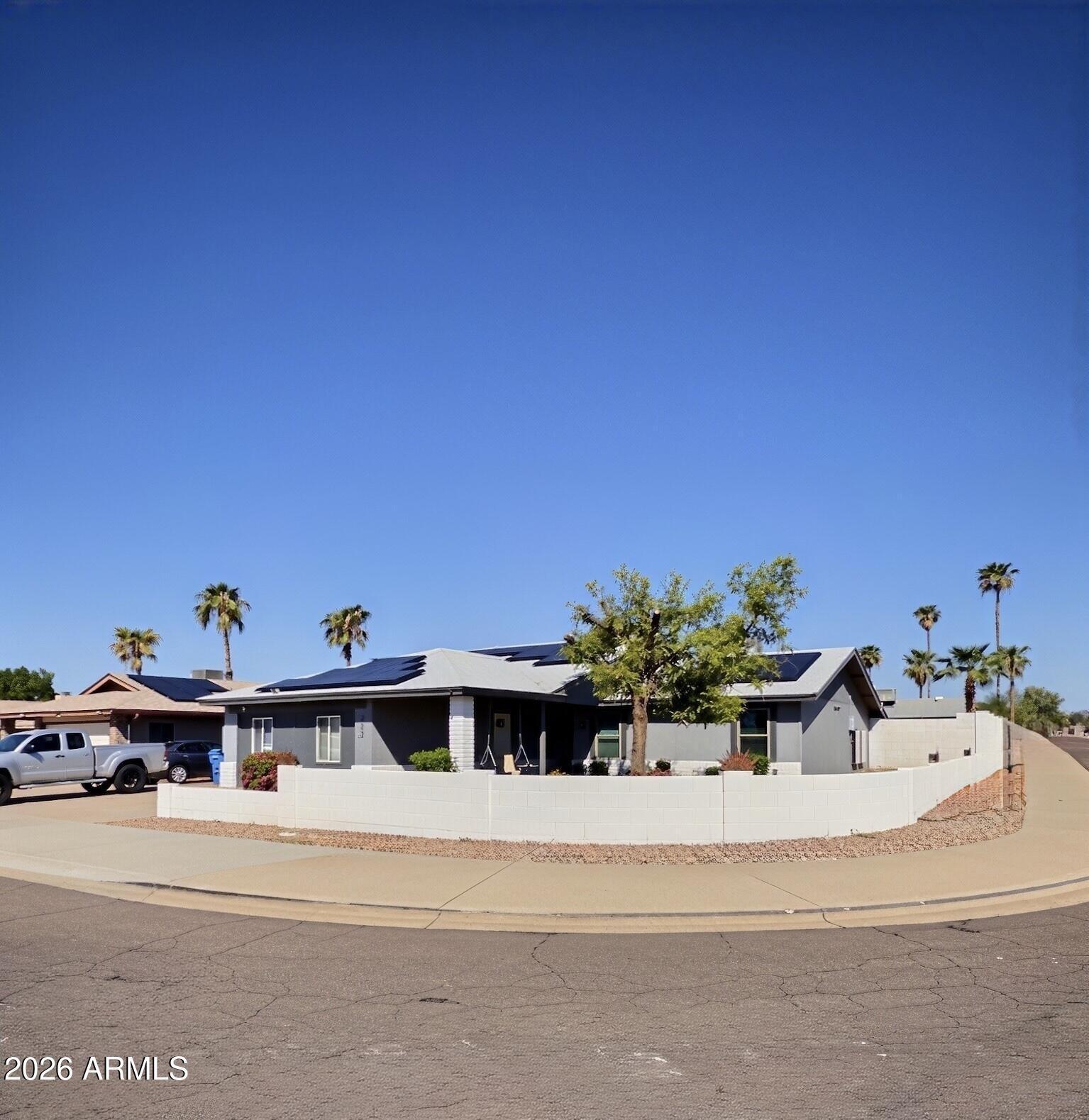 W Wescott Dr, Phoenix, AZ 85027
