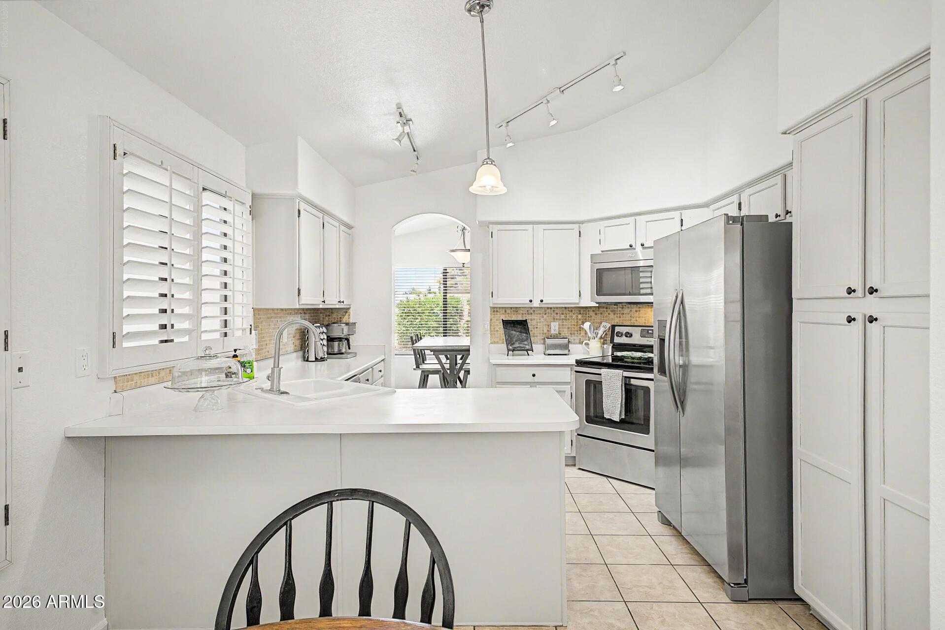 E Vaughn Ave, Gilbert, AZ 85234