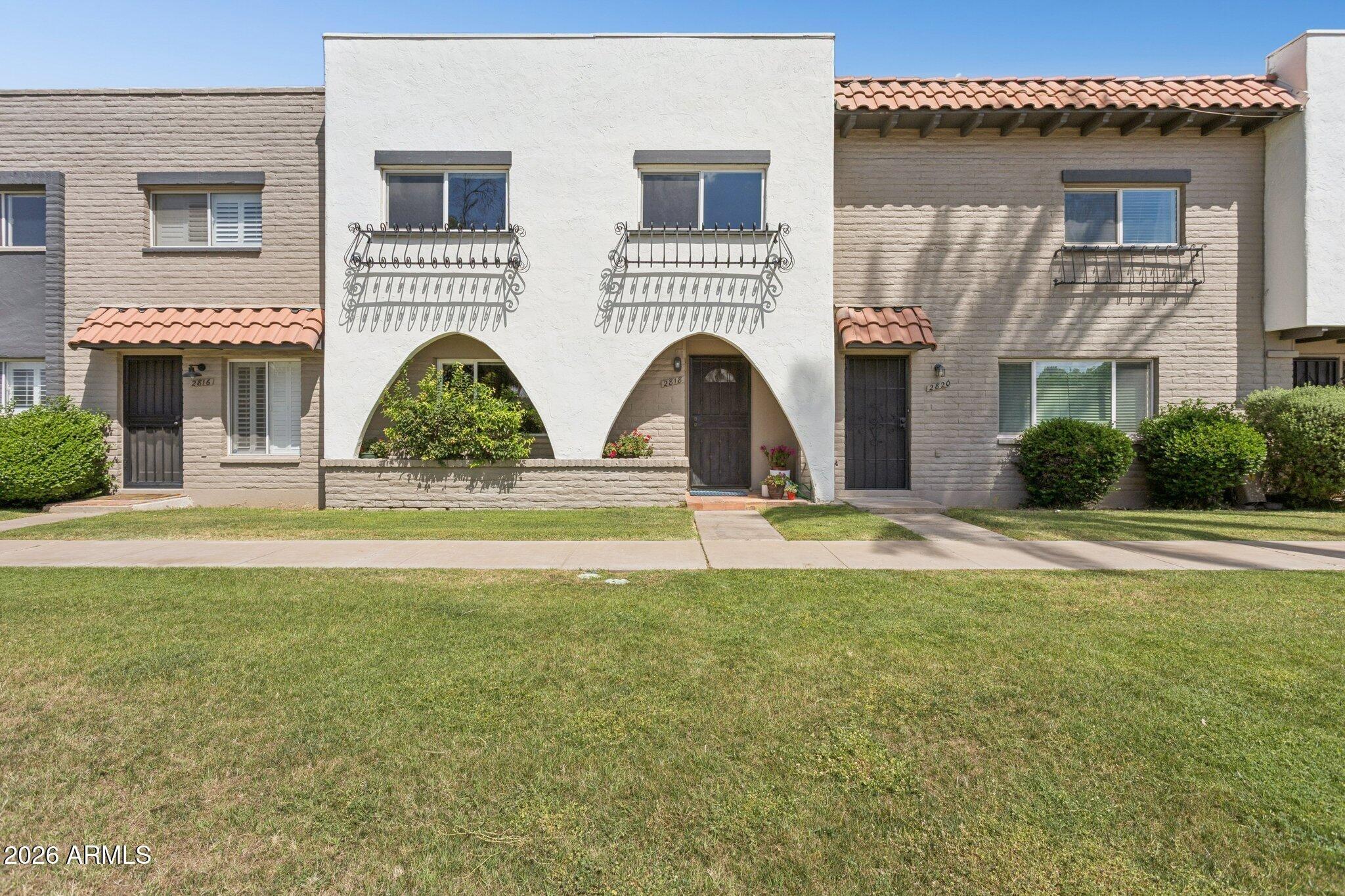 E Clarendon Ave, Phoenix, AZ 85016