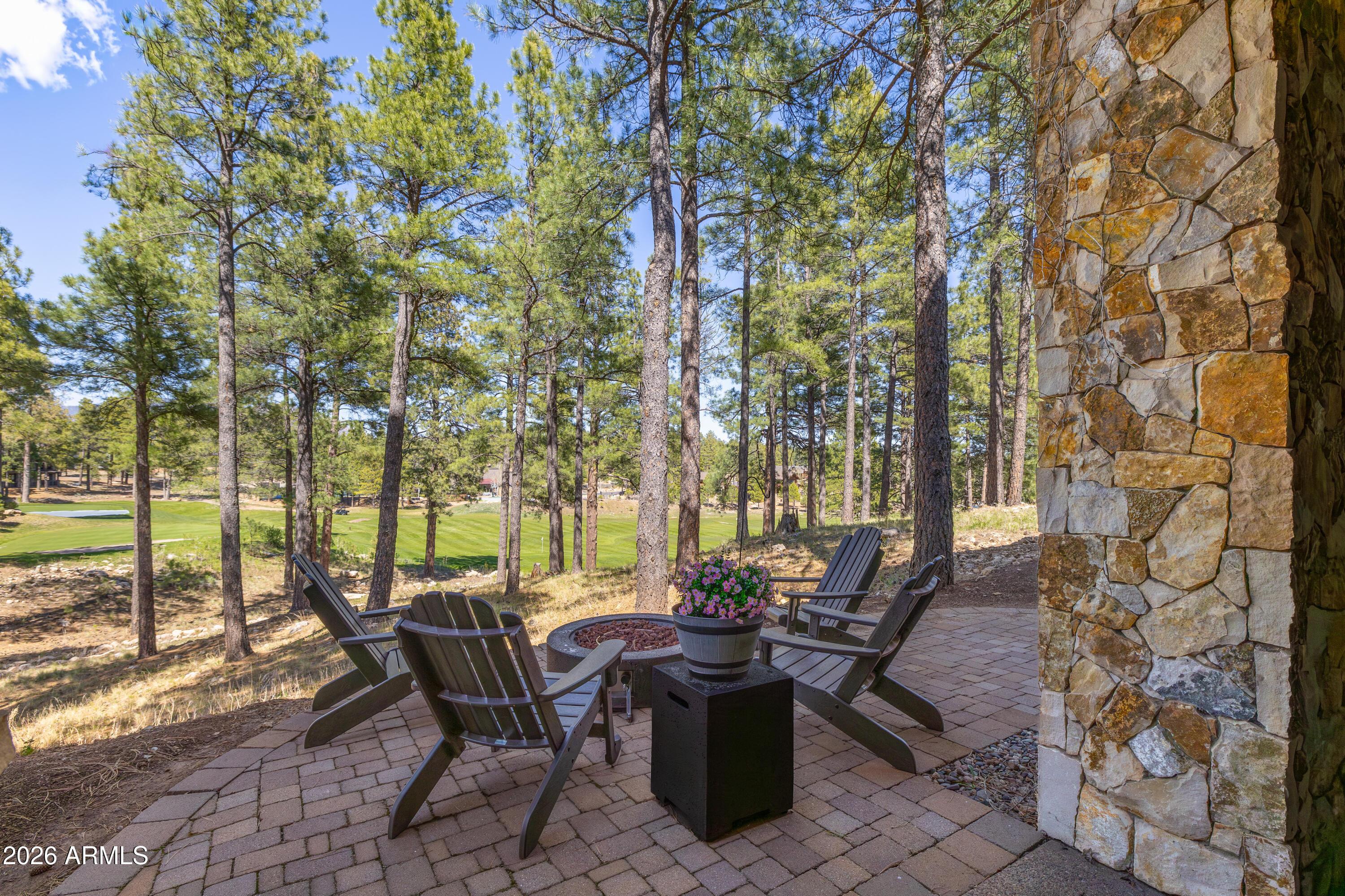 E Mossy Oak Ct, Flagstaff, AZ 86005