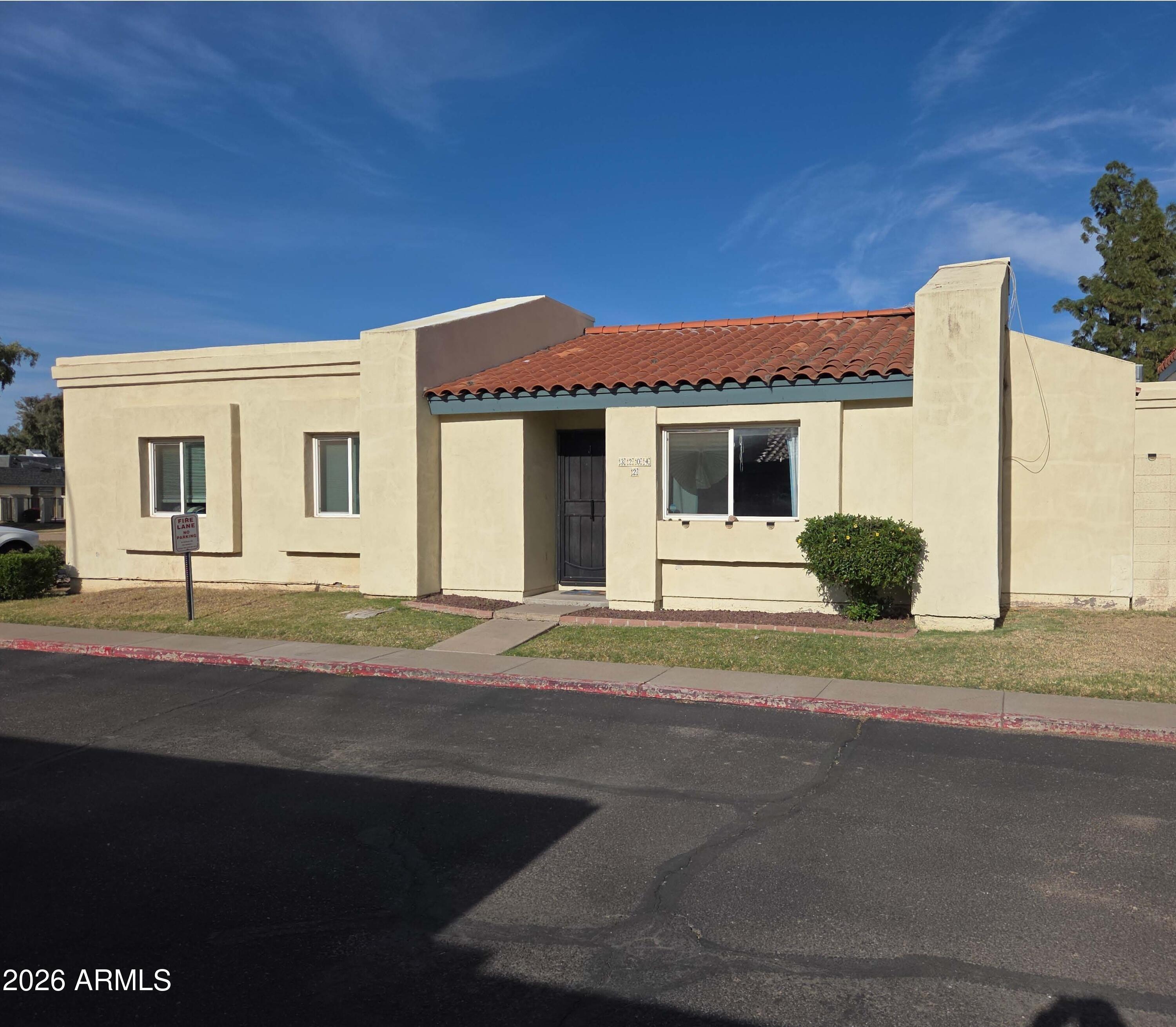 W Loma Ln, Phoenix, AZ 85051