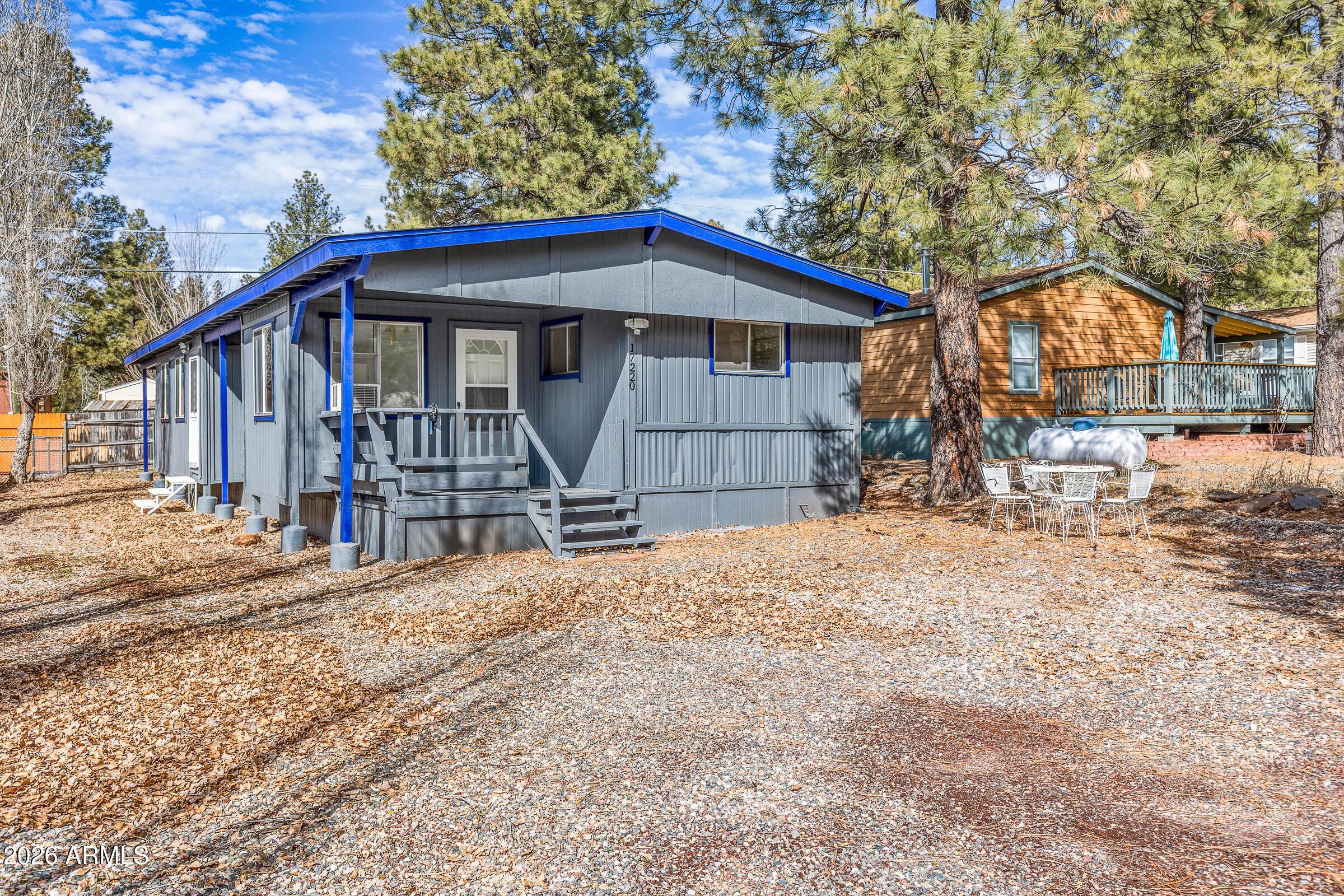 S Iron Springs Rd, Munds Park, AZ 86017