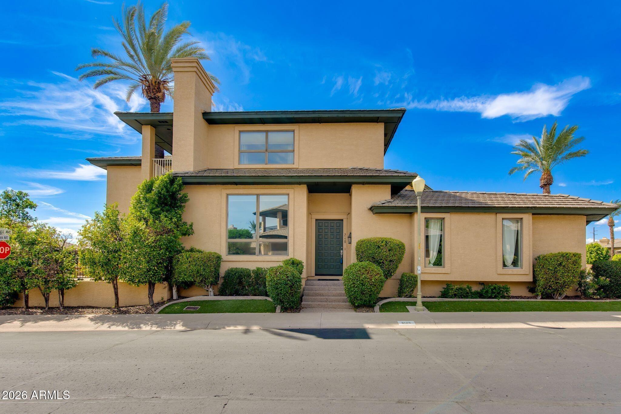 E San Juan Ave, Phoenix, AZ 85016