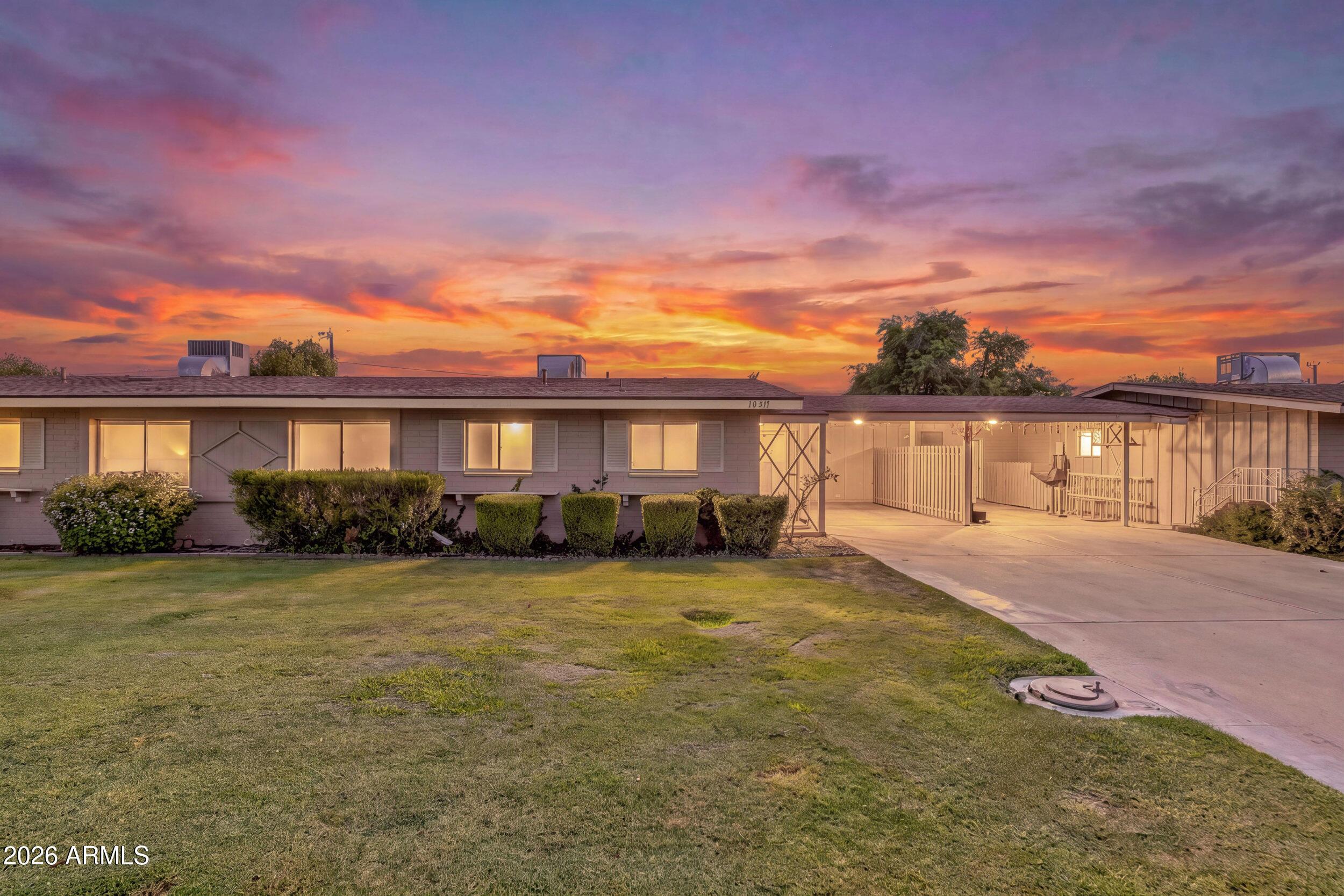W Clair Dr, Sun City, AZ 85351