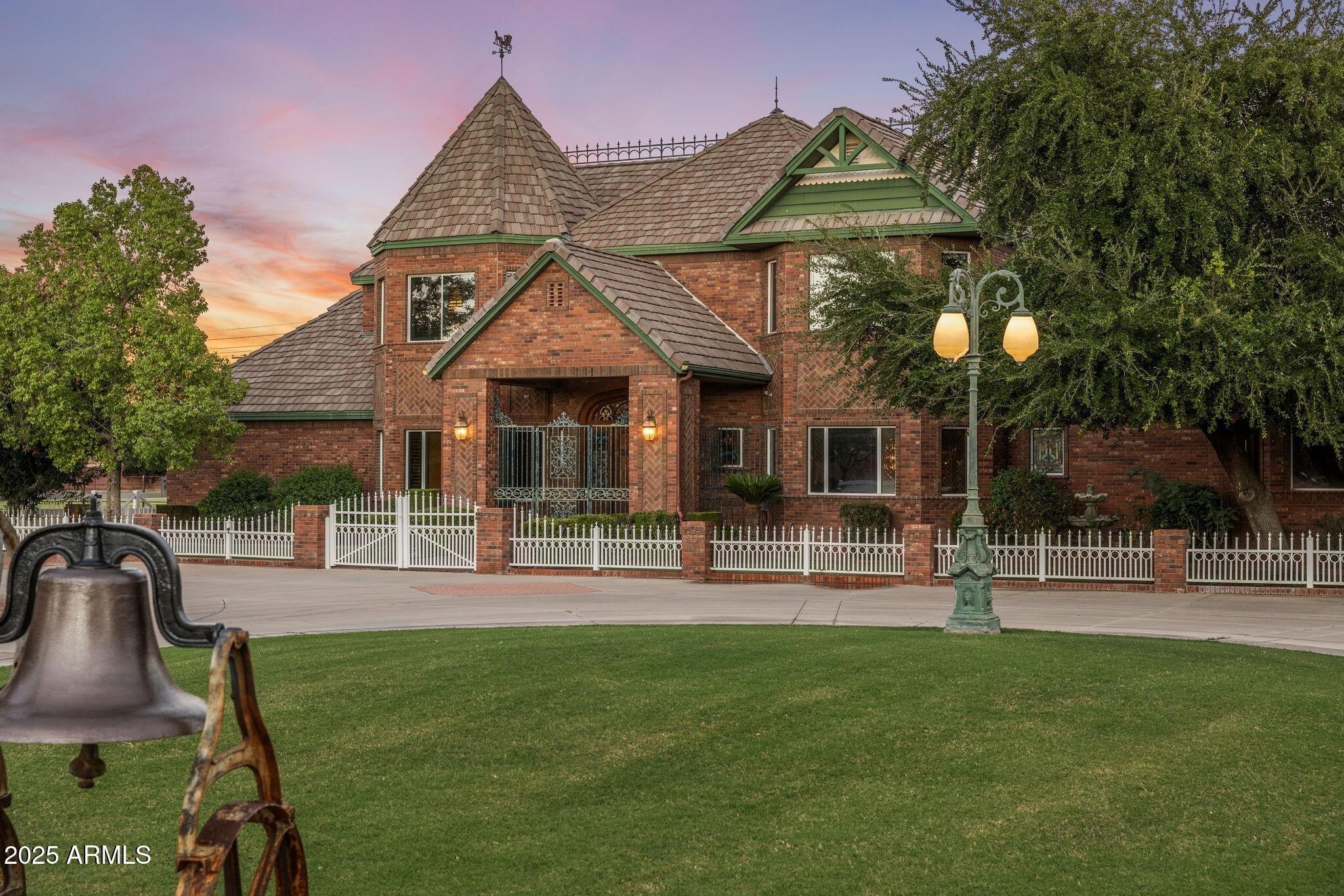 S Val Vista Dr, Gilbert, AZ 85295