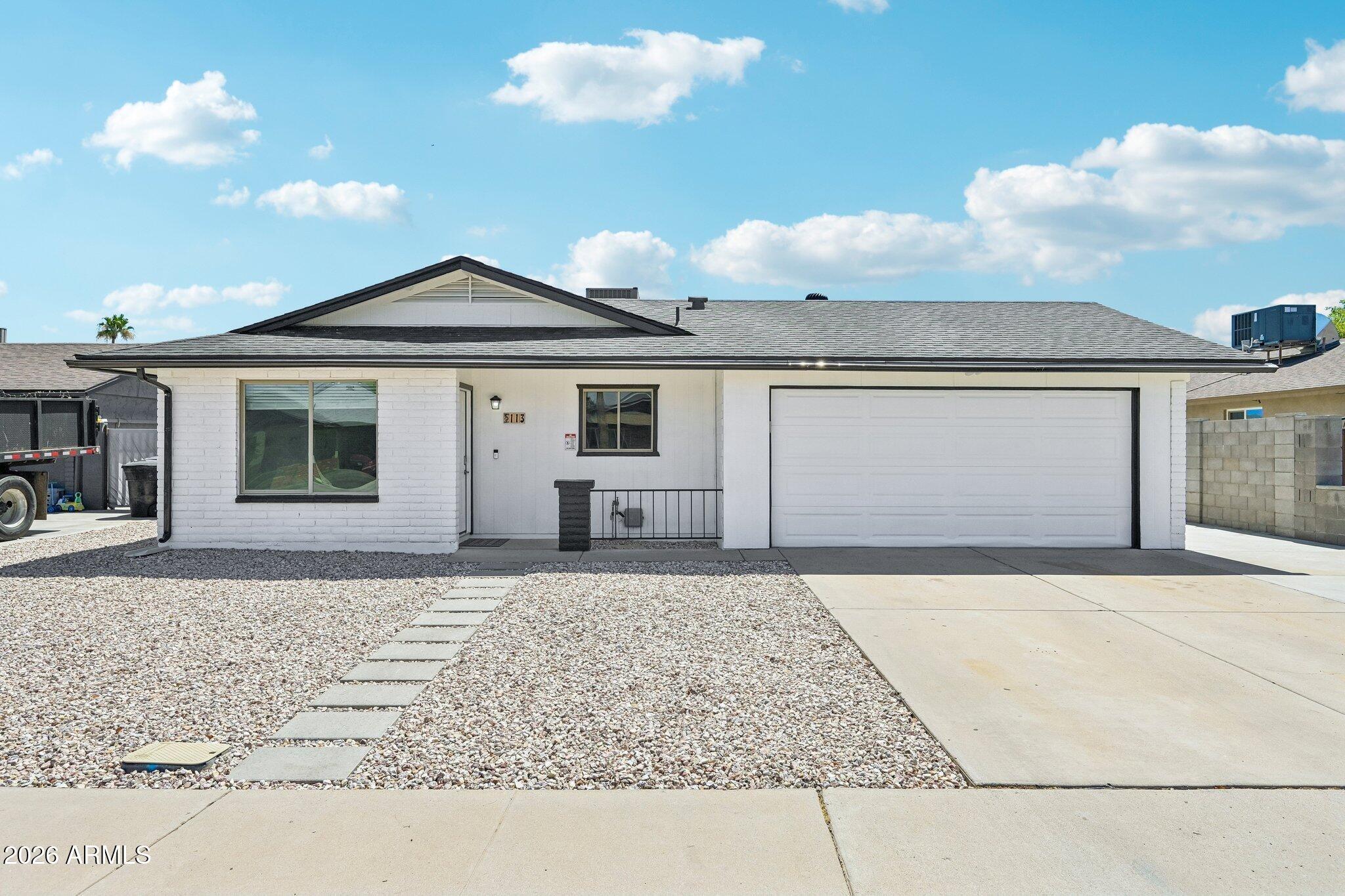 N Ridge Cir, Mesa, AZ 85203