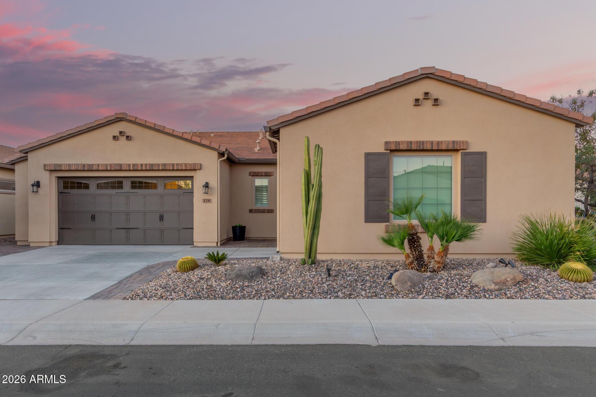 E Atacama Ln, Queen Creek, AZ 85140