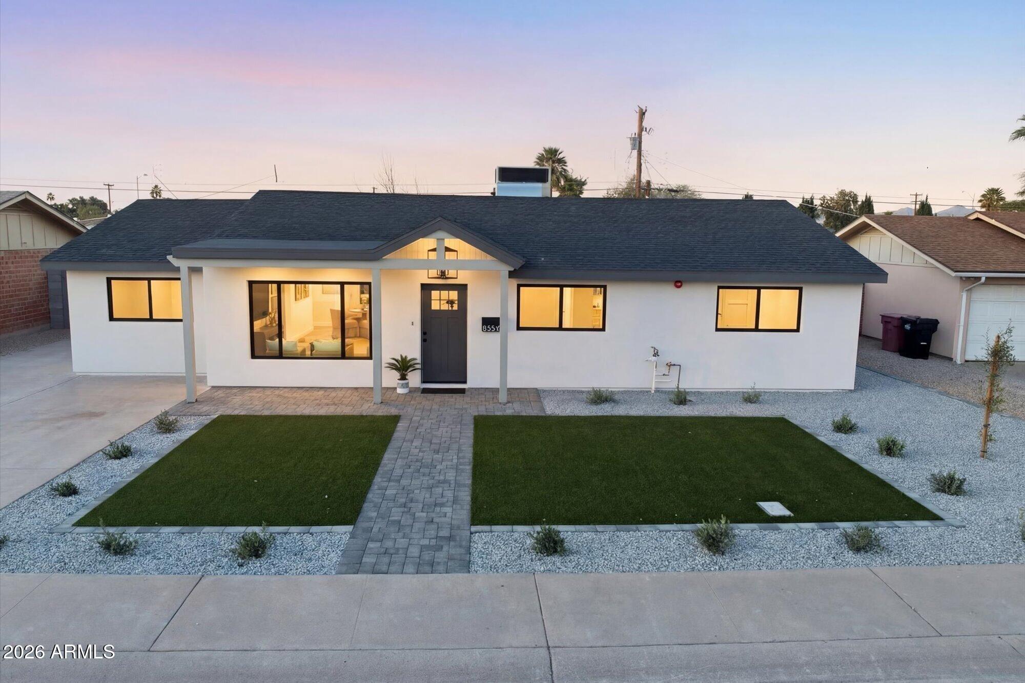 E Highland Ave, Scottsdale, AZ 85251