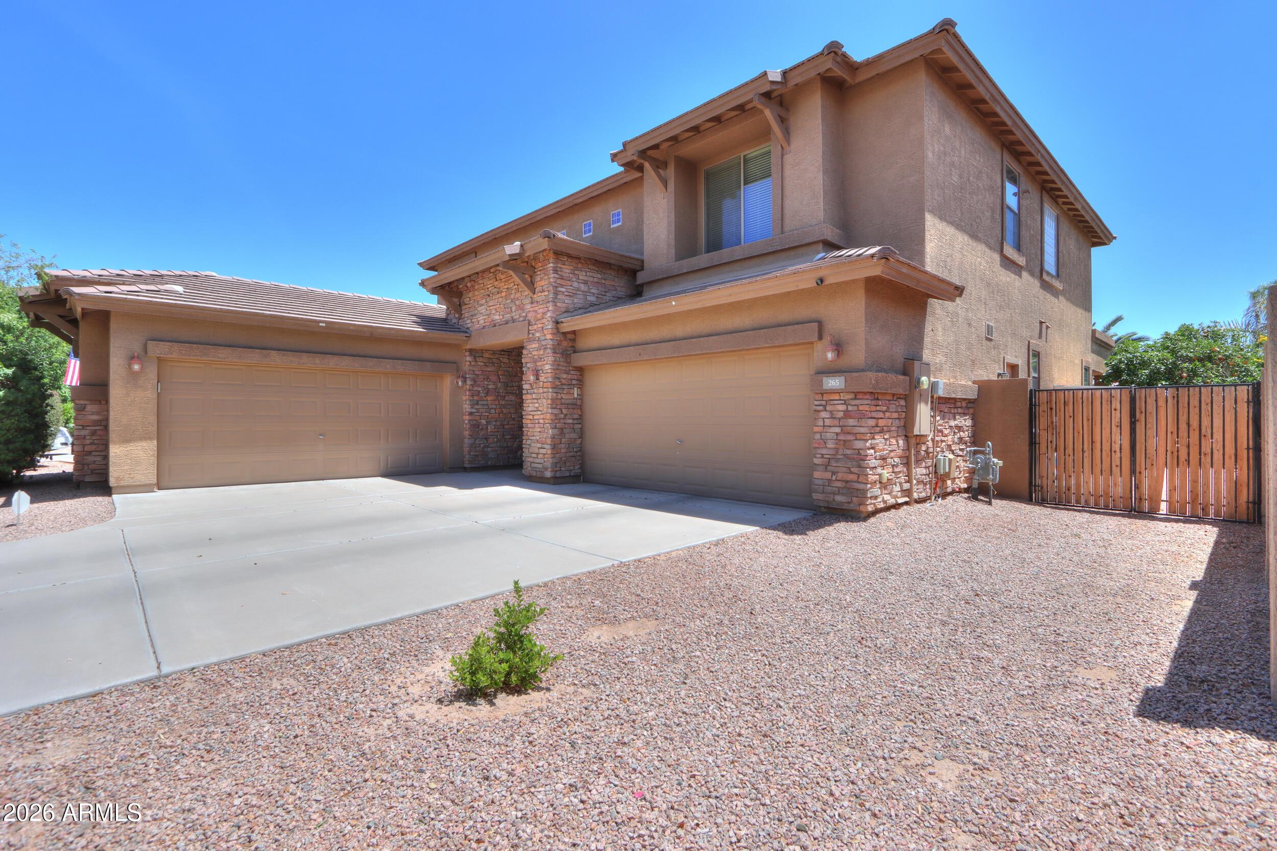 W Blue Lagoon Dr, Casa Grande, AZ 85122