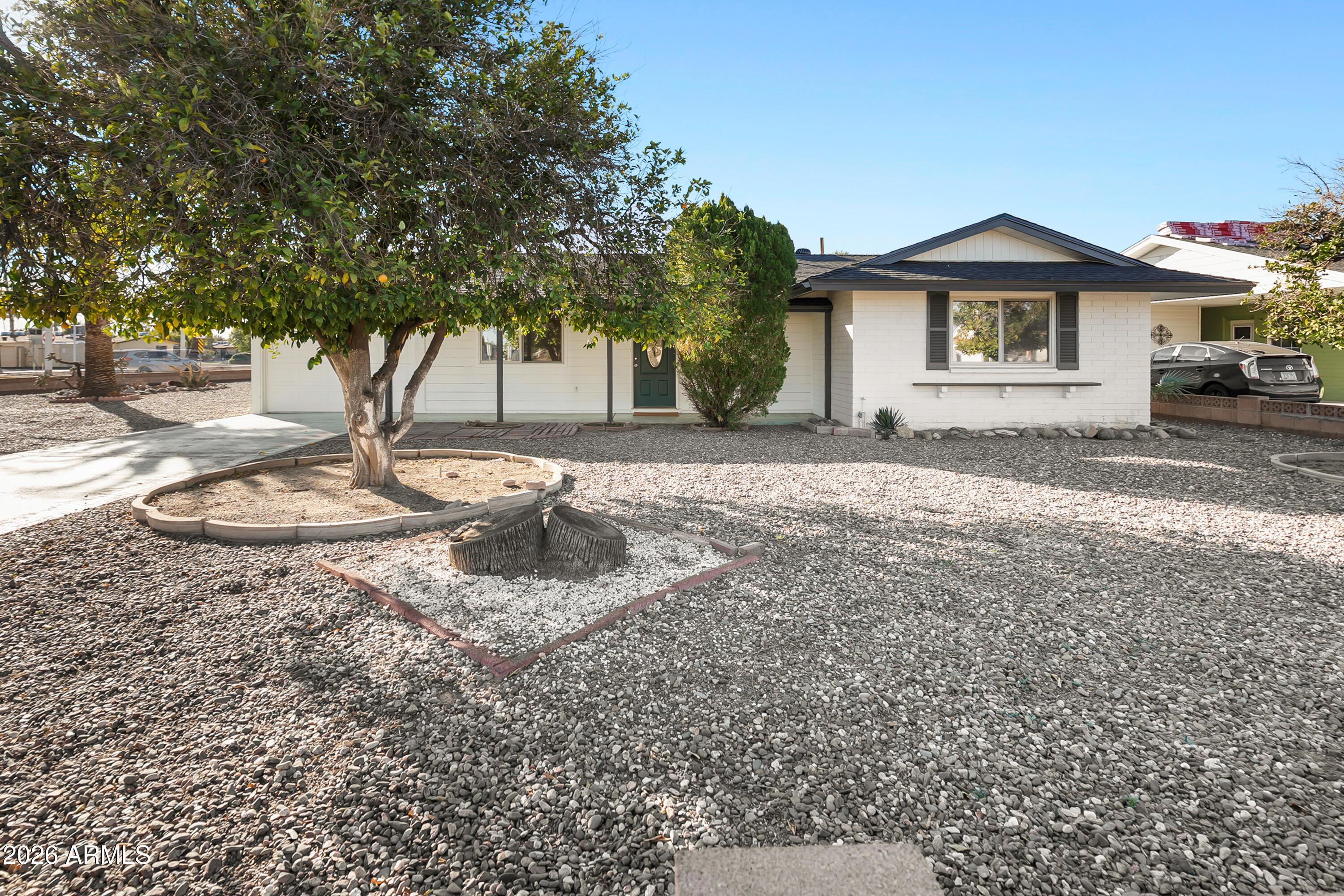 N 103rd Ave, Sun City, AZ 85351