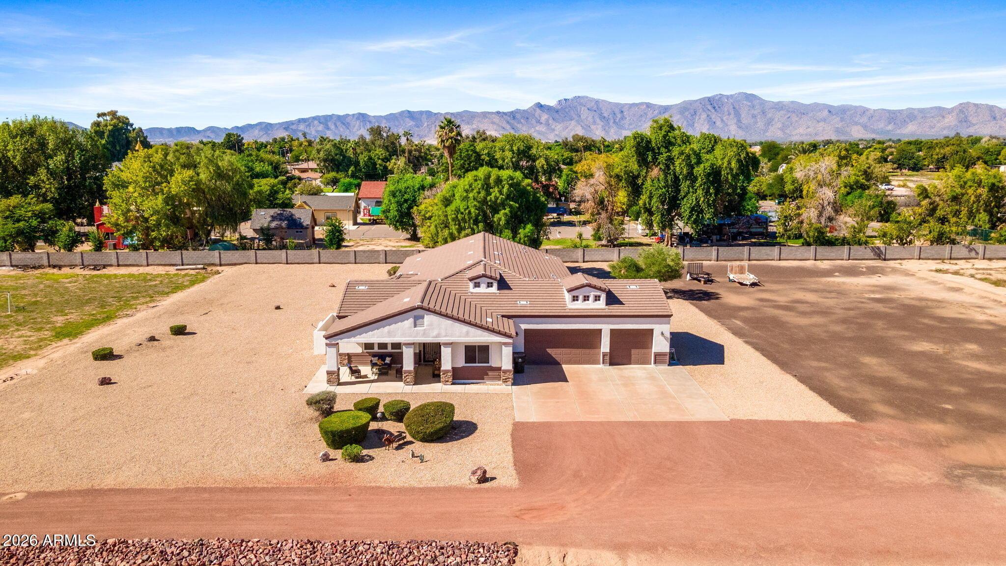 N 171st Ln, Waddell, AZ 85355