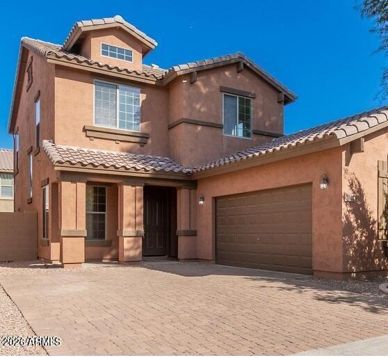 E Morelos St, Gilbert, AZ 85295