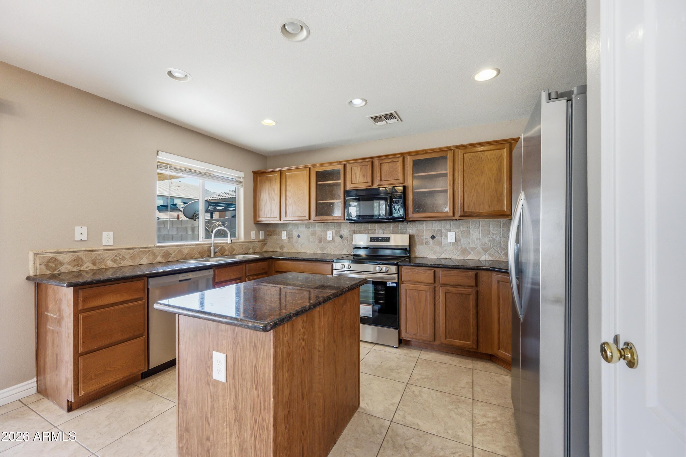 E Bradstock Way, San Tan Valley, AZ 85140