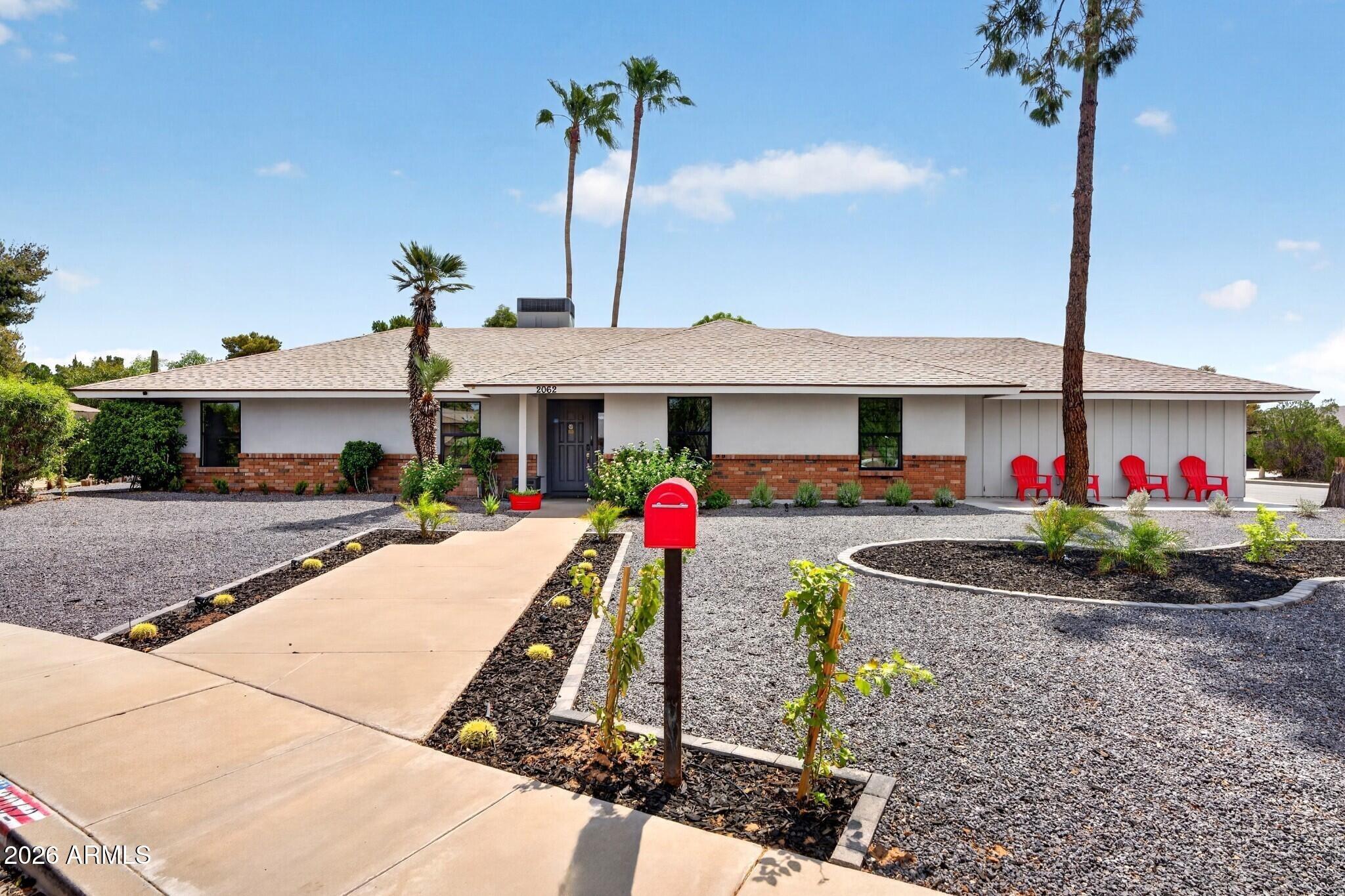 E Downing St, Mesa, AZ 85213