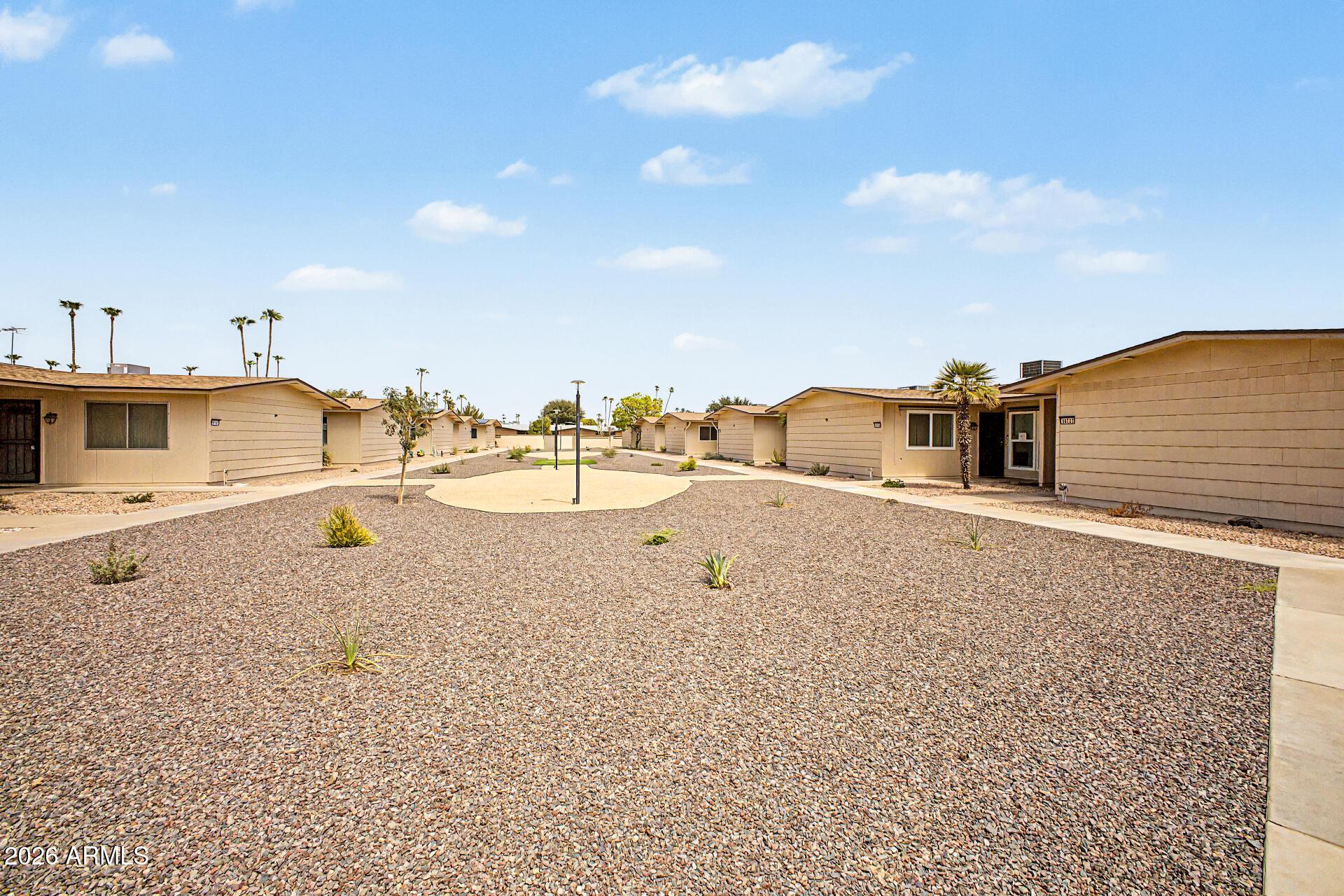 W Santa Fe Dr, Sun City, AZ 85351