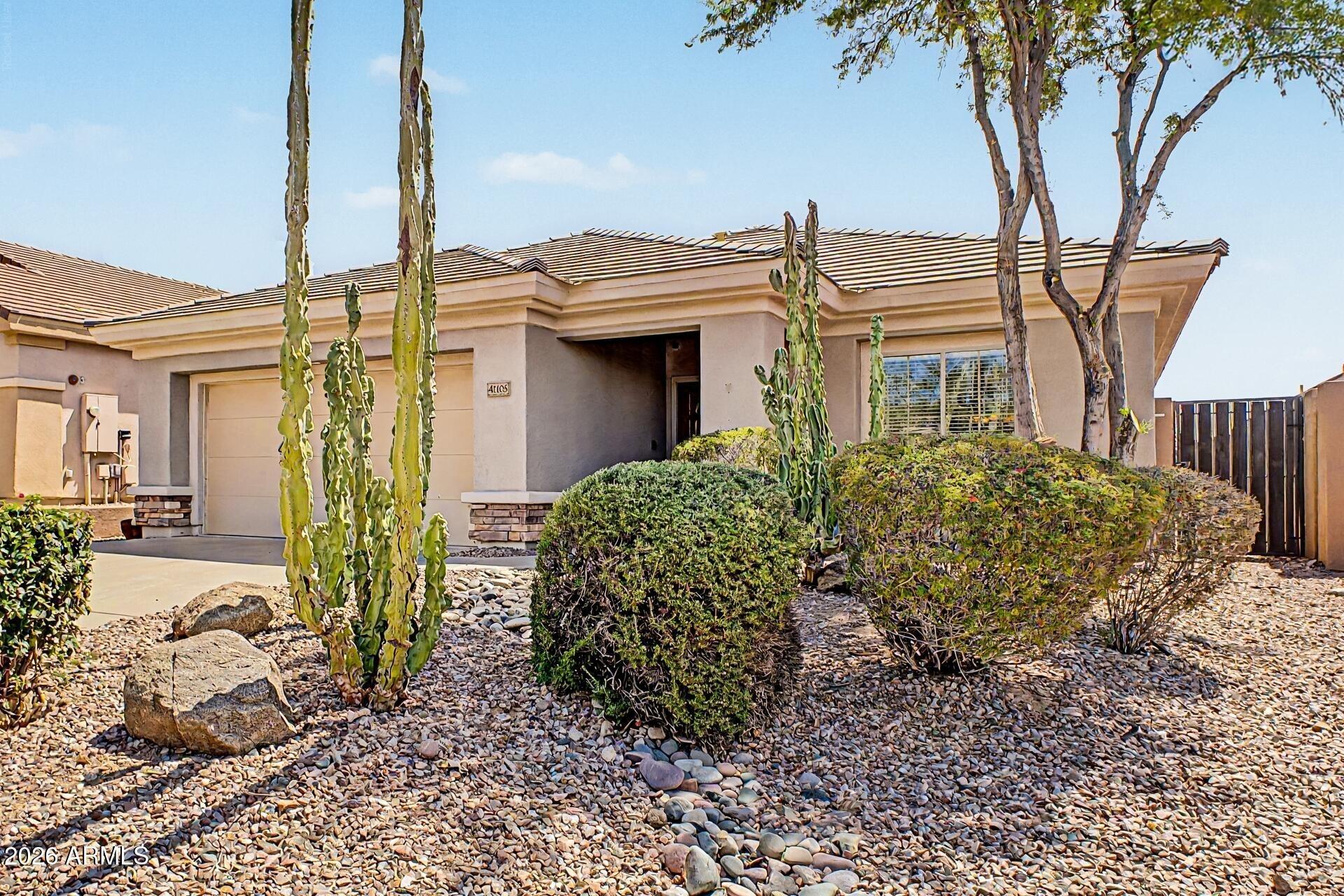N Prestancia Dr, Phoenix, AZ 85086