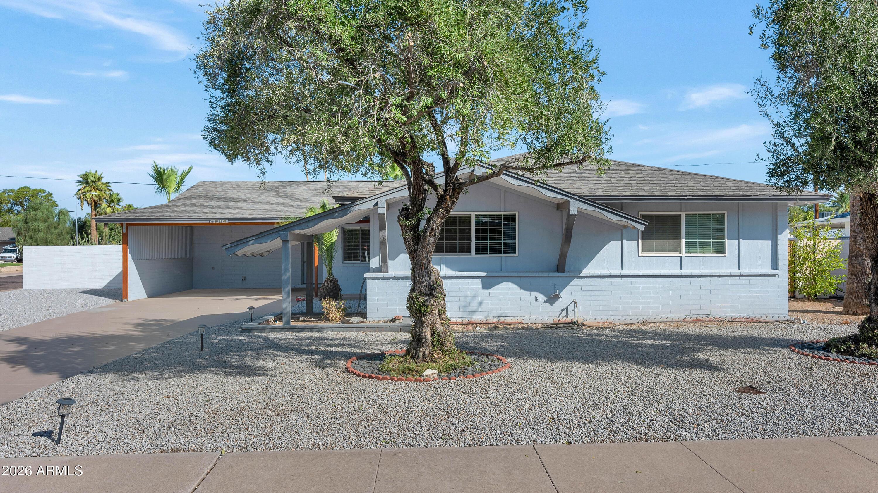 E Sahuaro Dr, Phoenix, AZ 85028
