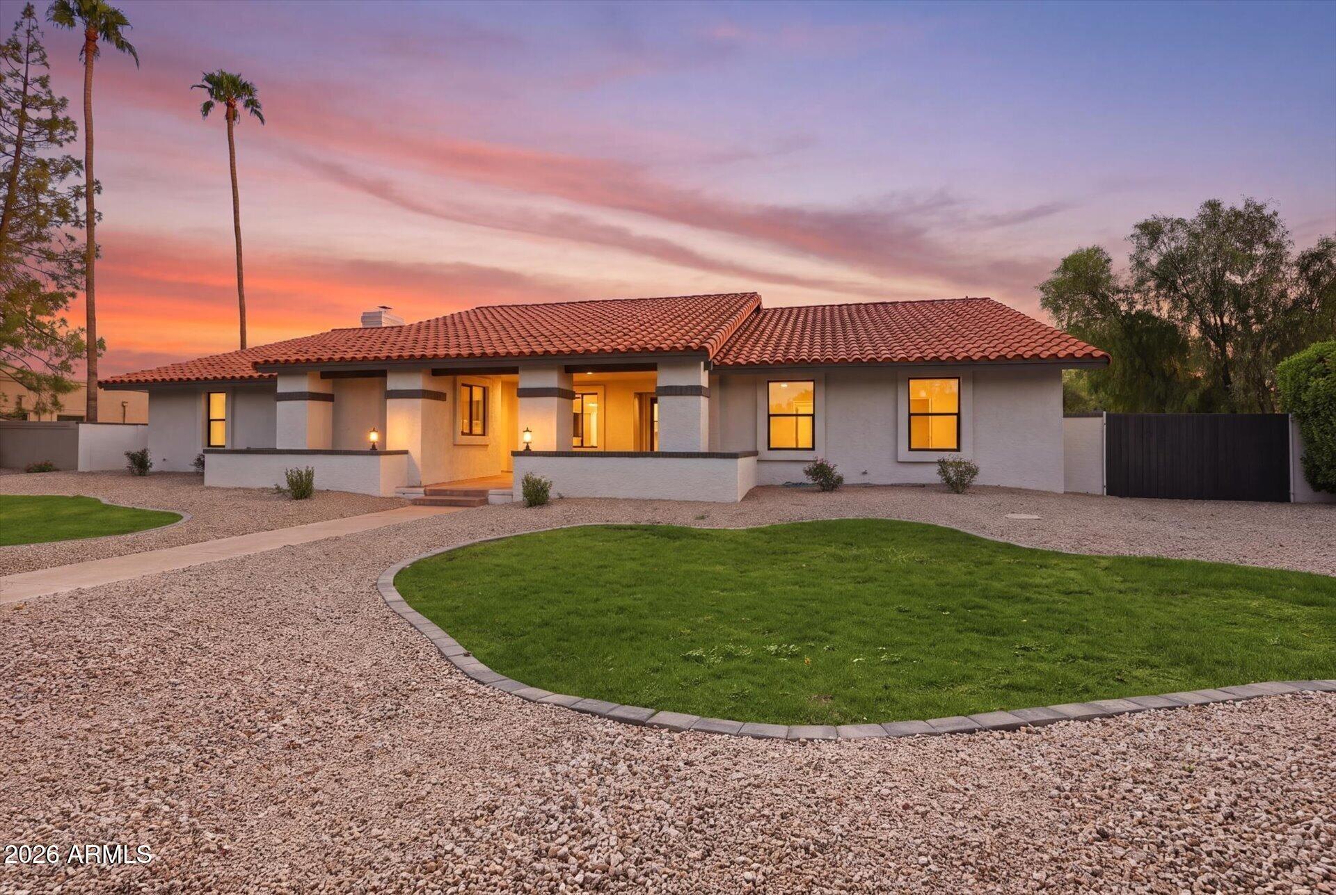 S Lakeshore Dr, Tempe, AZ 85284
