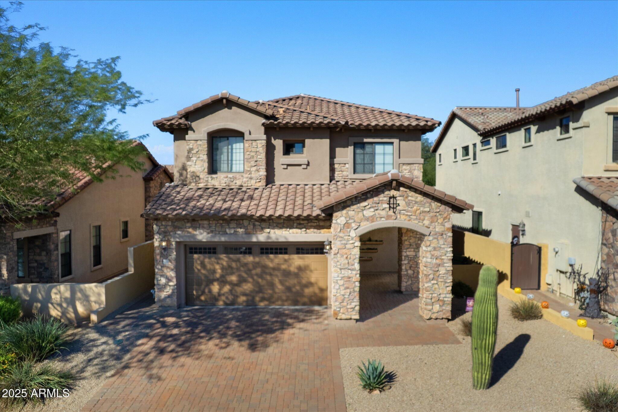 E Inca St, Mesa, AZ 85207