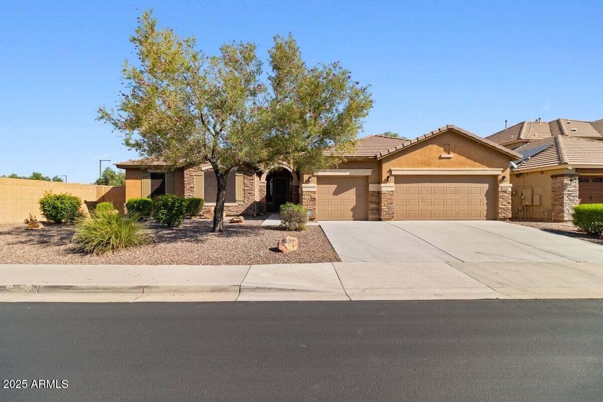W Beck Ln, Surprise, AZ 85388