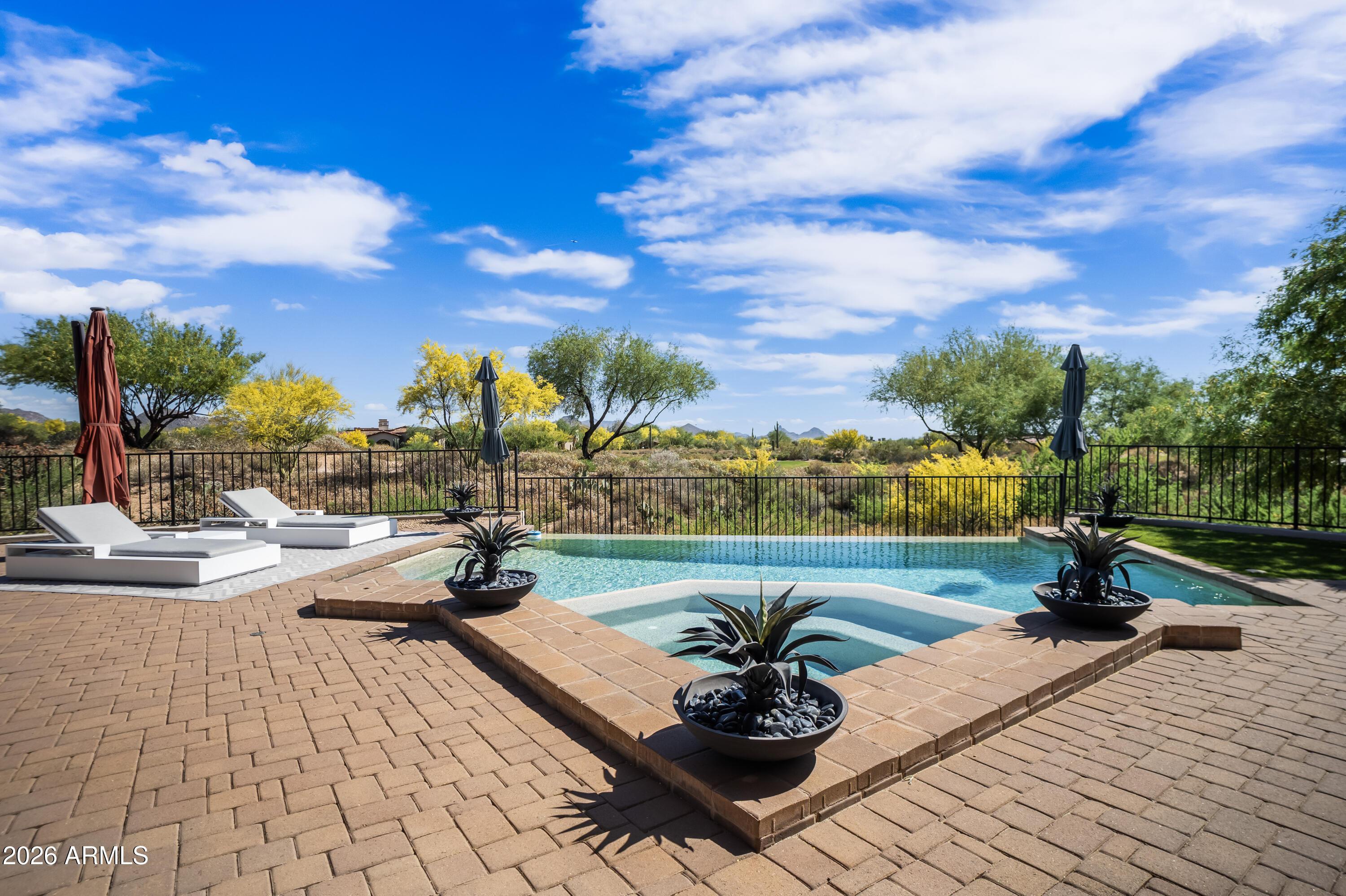 N 102nd Pl, Scottsdale, AZ 85262
