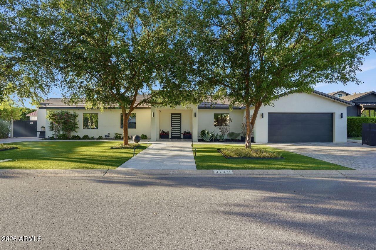 E Hazelwood St, Phoenix, AZ 85018