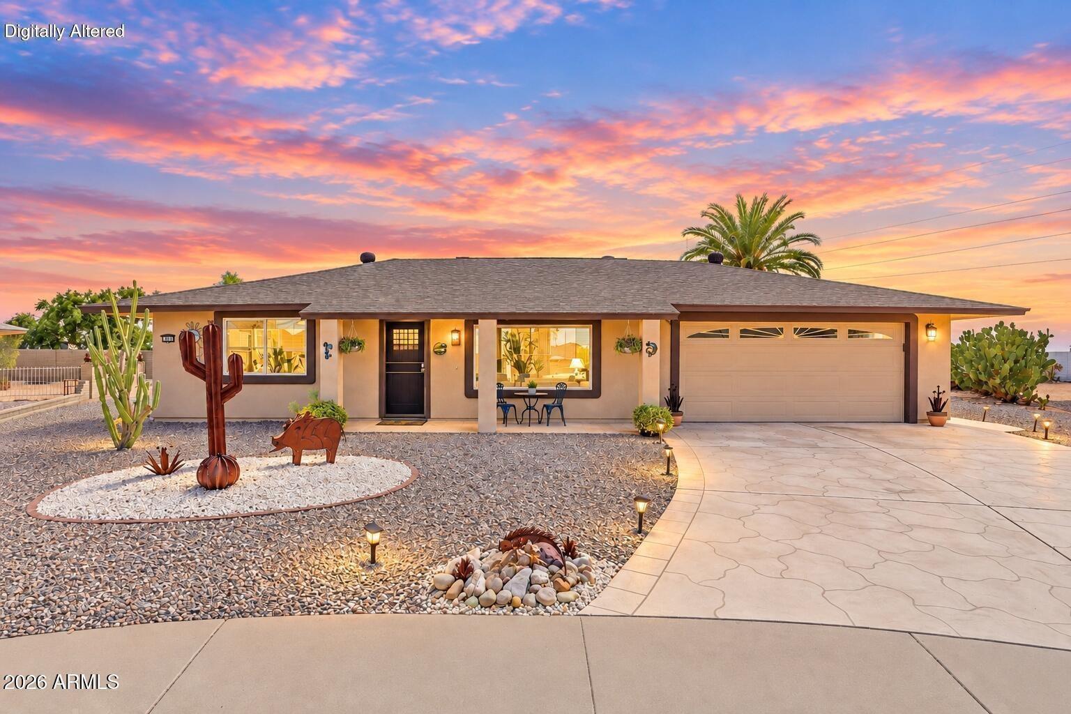 W Wild Horse Ct, Sun City, AZ 85373