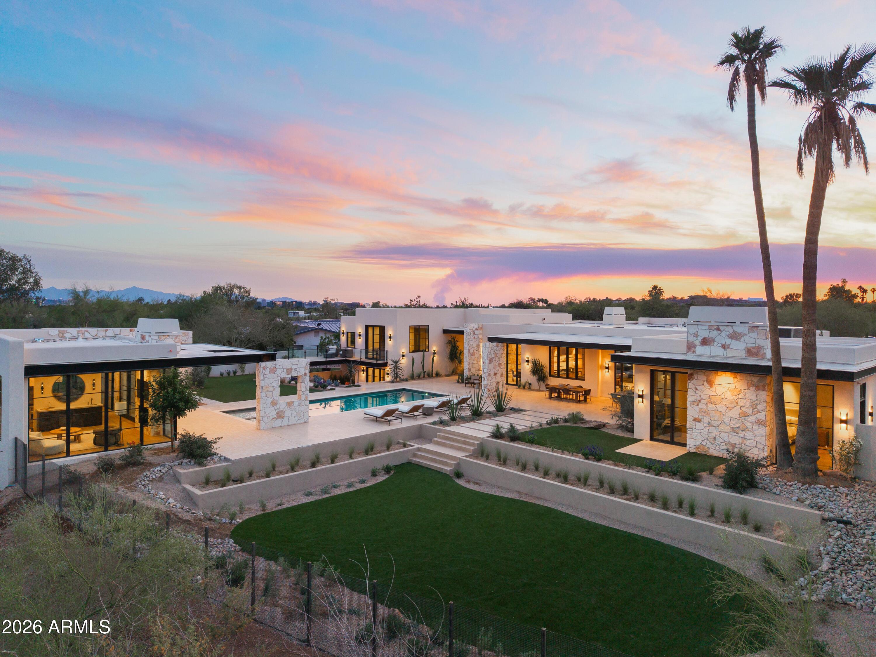 N Harding Dr, Paradise Valley, AZ 85253