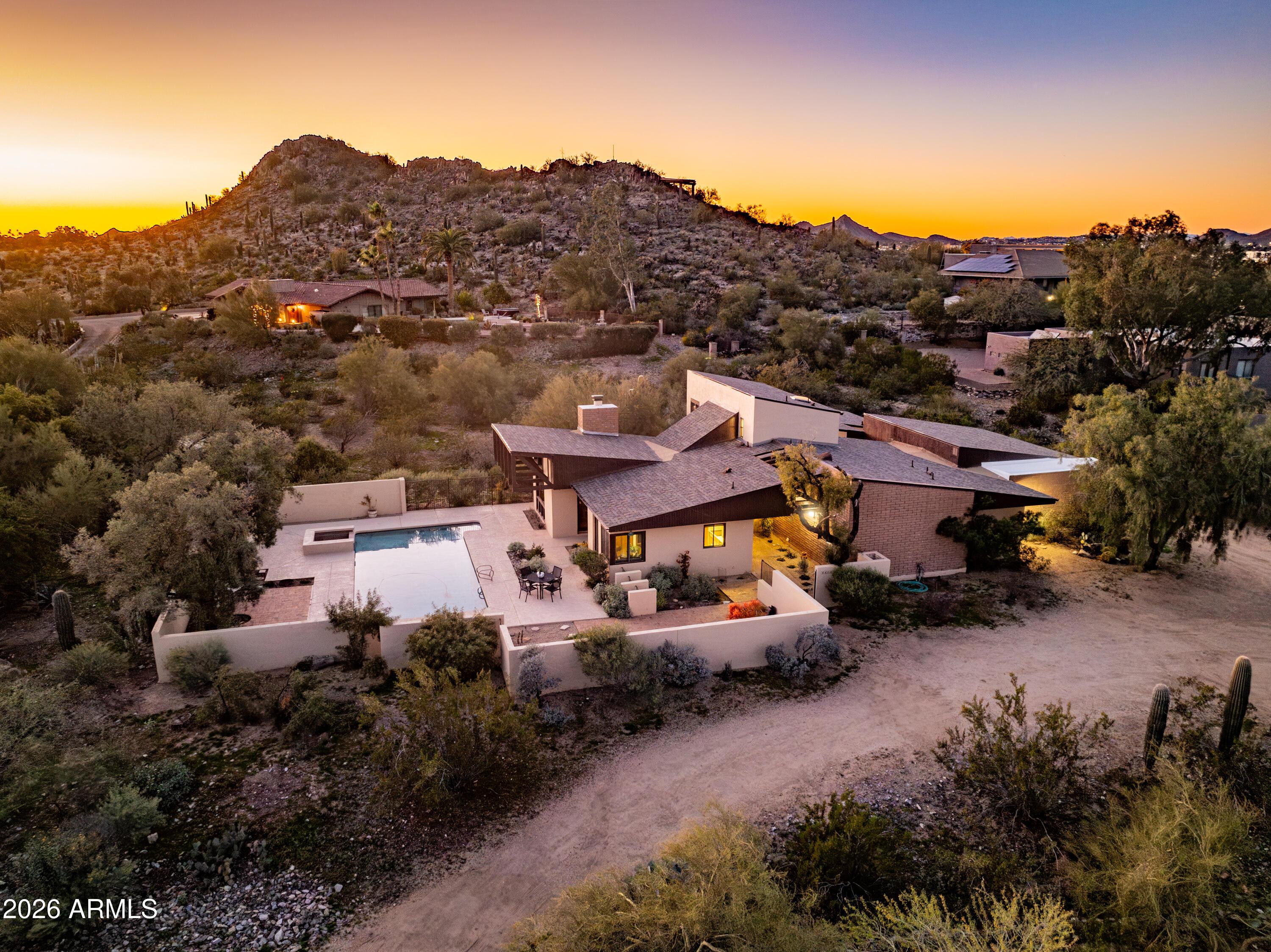 N 38th St, Phoenix, AZ 85028