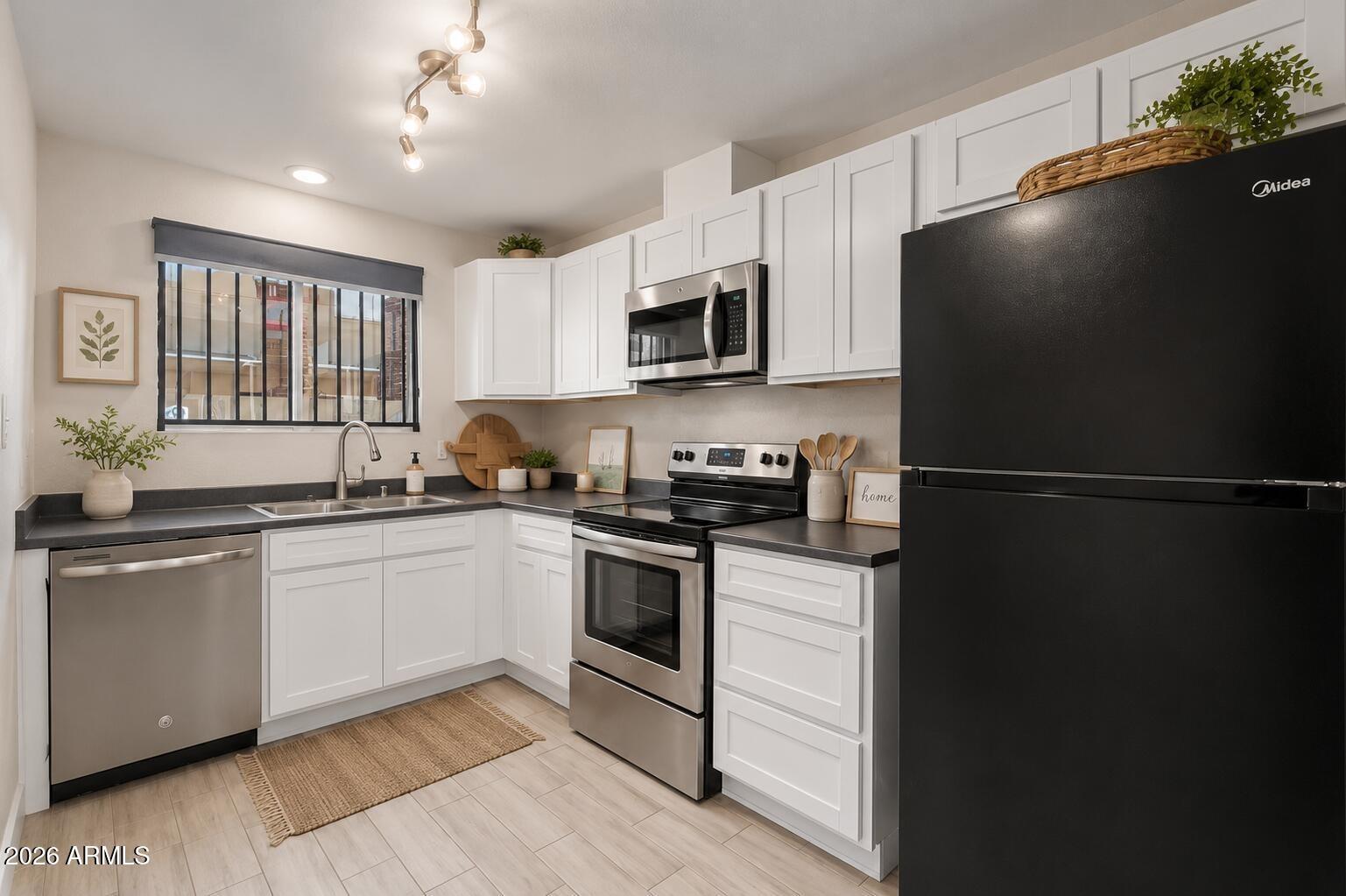 W Missouri Ave, Phoenix, AZ 85015