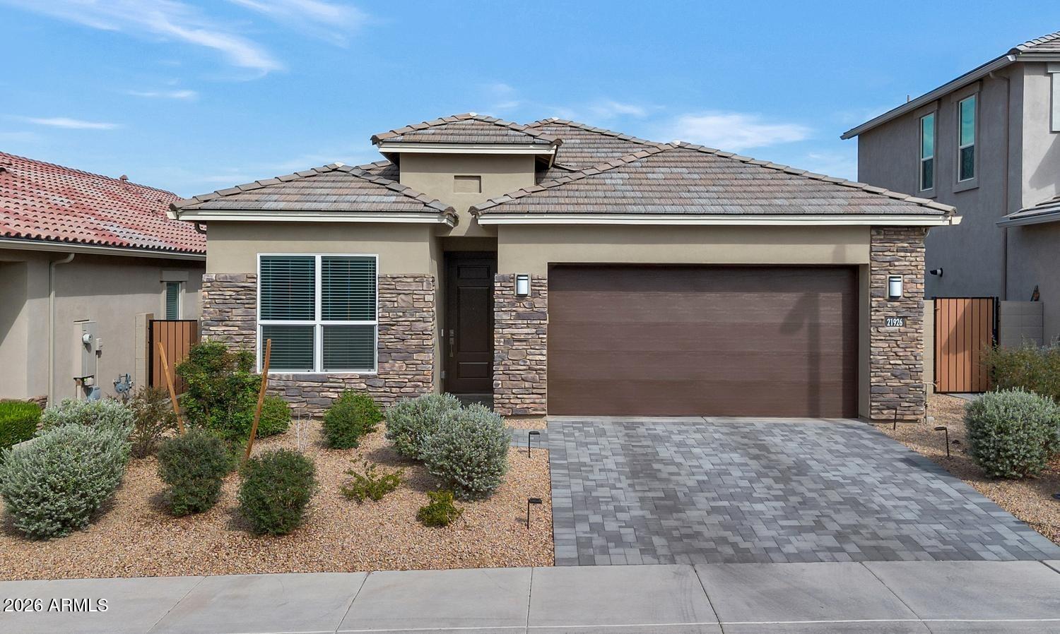 N 61st Way, Phoenix, AZ 85054