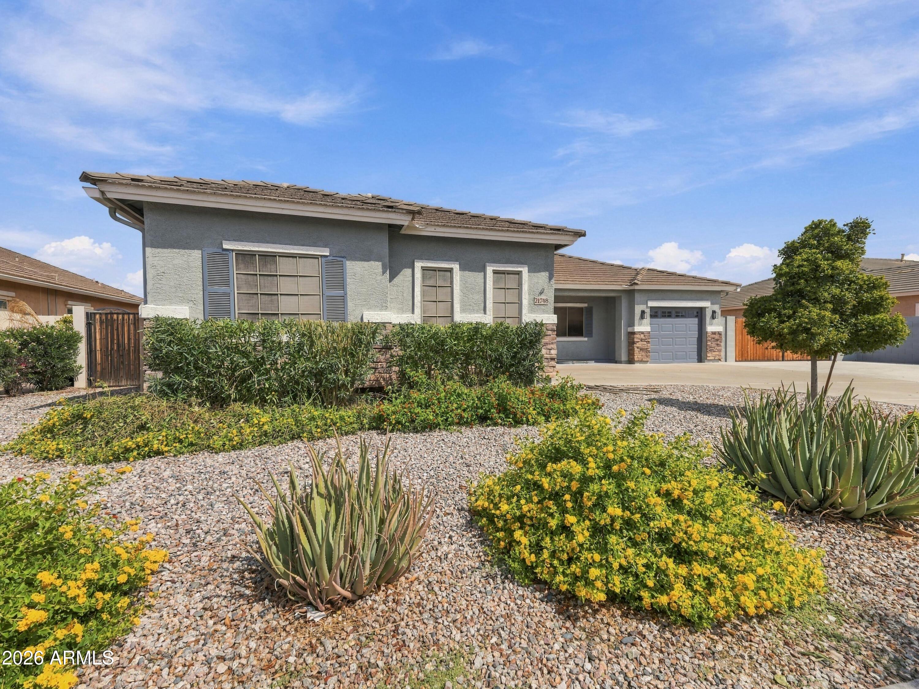 E Escalante Rd, Queen Creek, AZ 85142