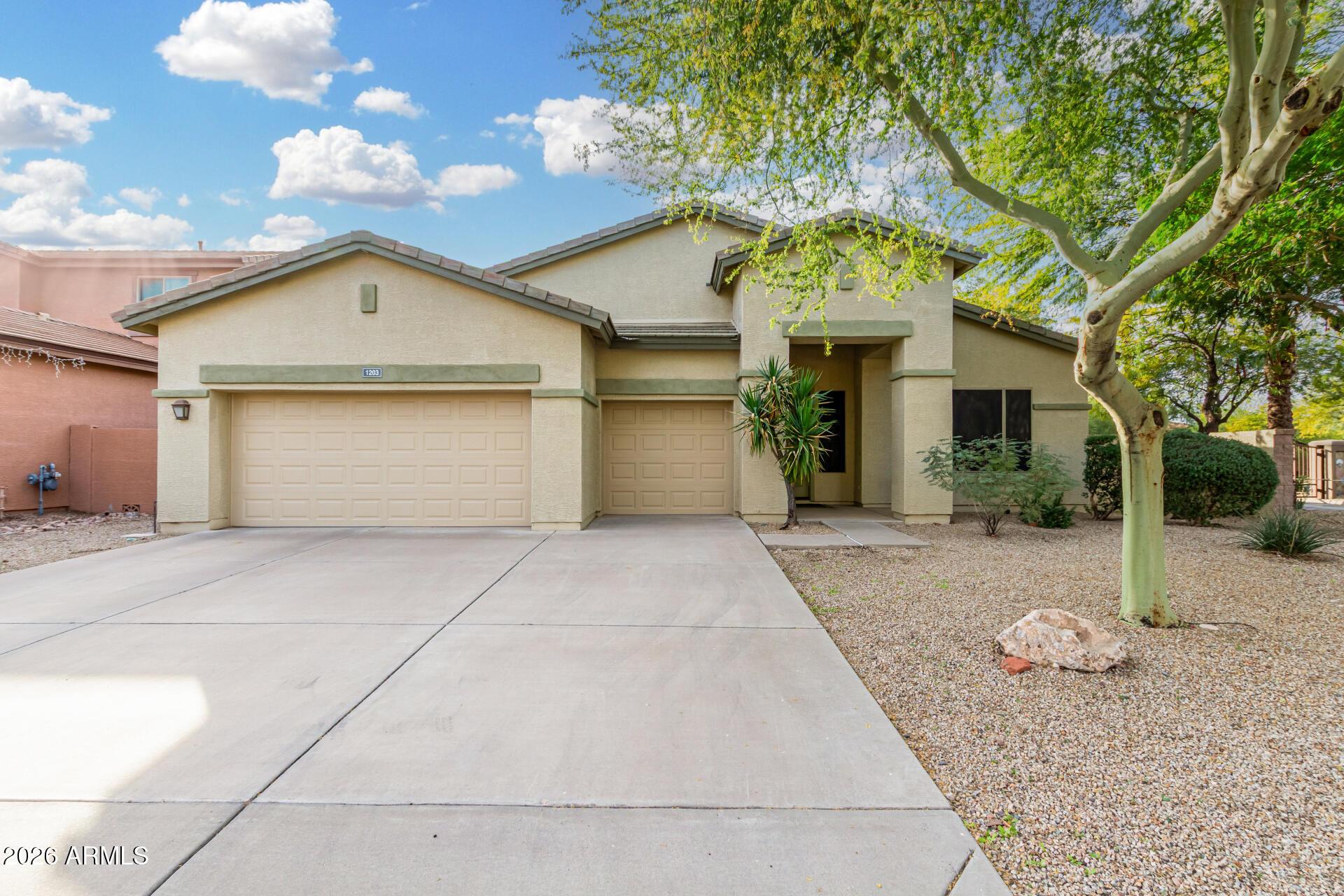 E Kramer Cir, Mesa, AZ 85203
