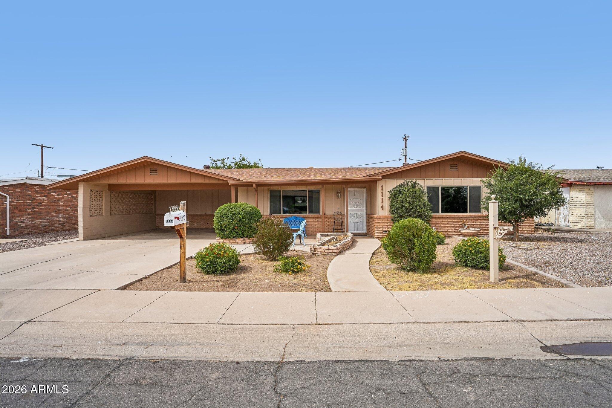 E 9th Pl, Casa Grande, AZ 85122