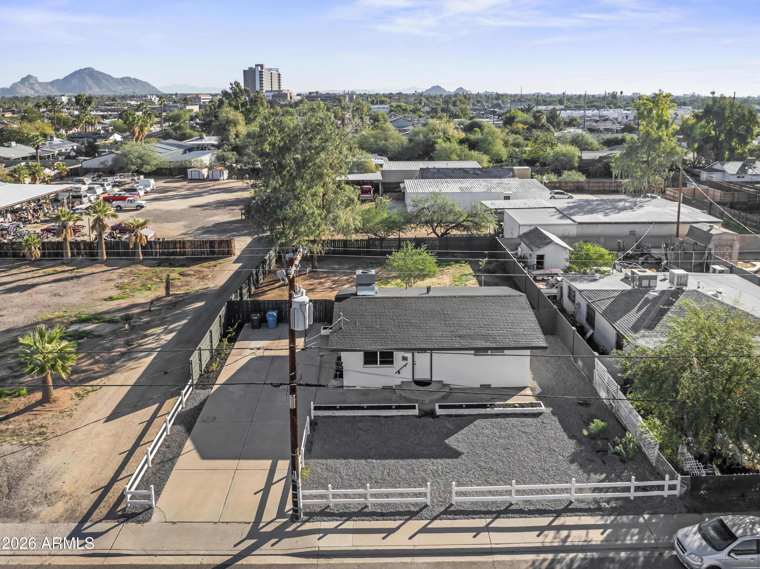 N 14th St, Phoenix, AZ 85006