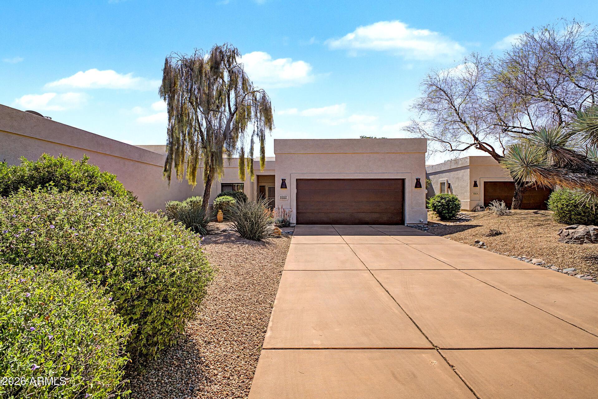 E Amarado Cir, Rio Verde, AZ 85263