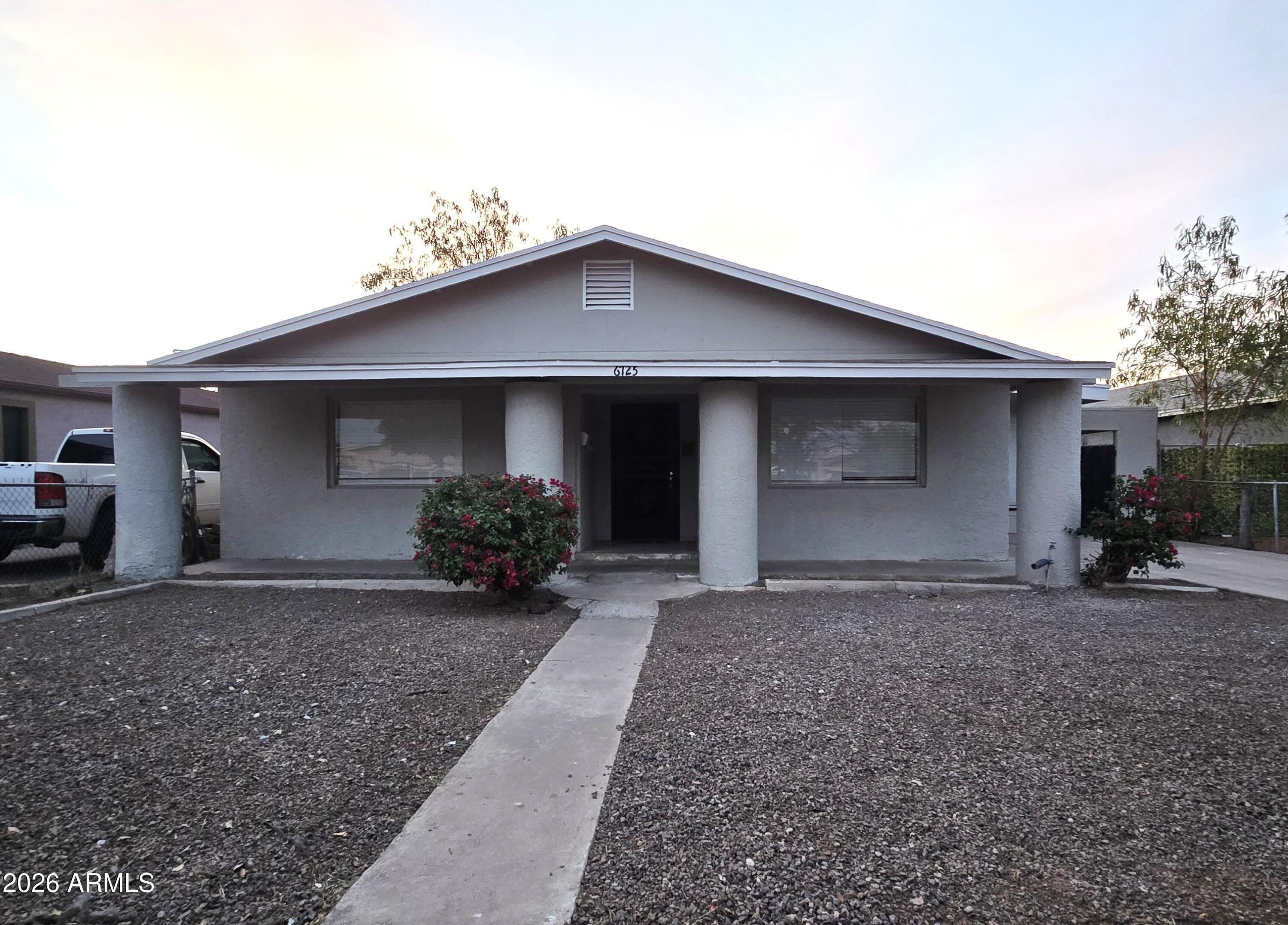 N 55th Ave, Glendale, AZ 85301