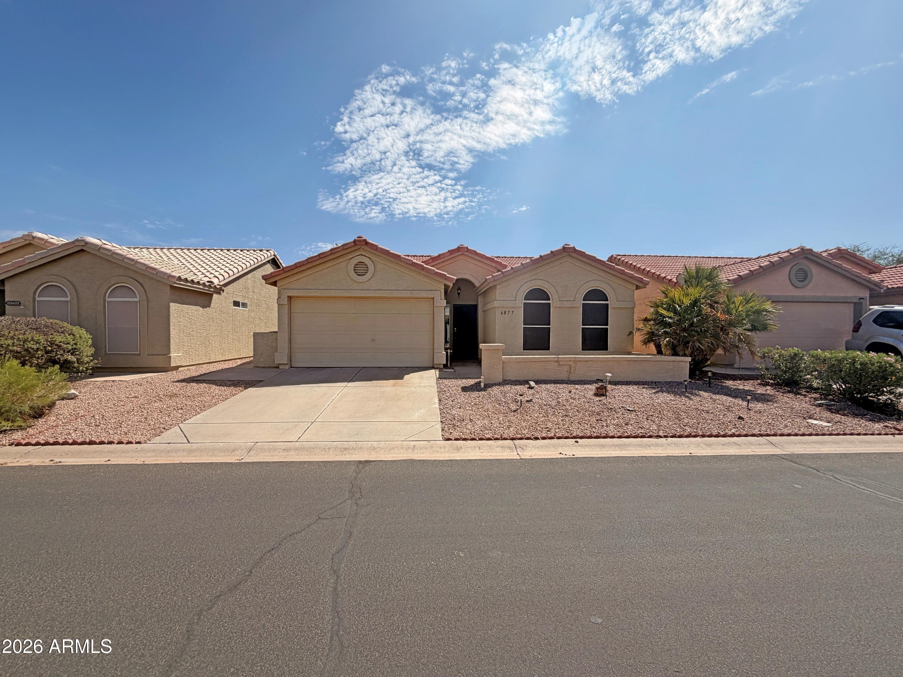 S Oakmont Dr, Chandler, AZ 85249